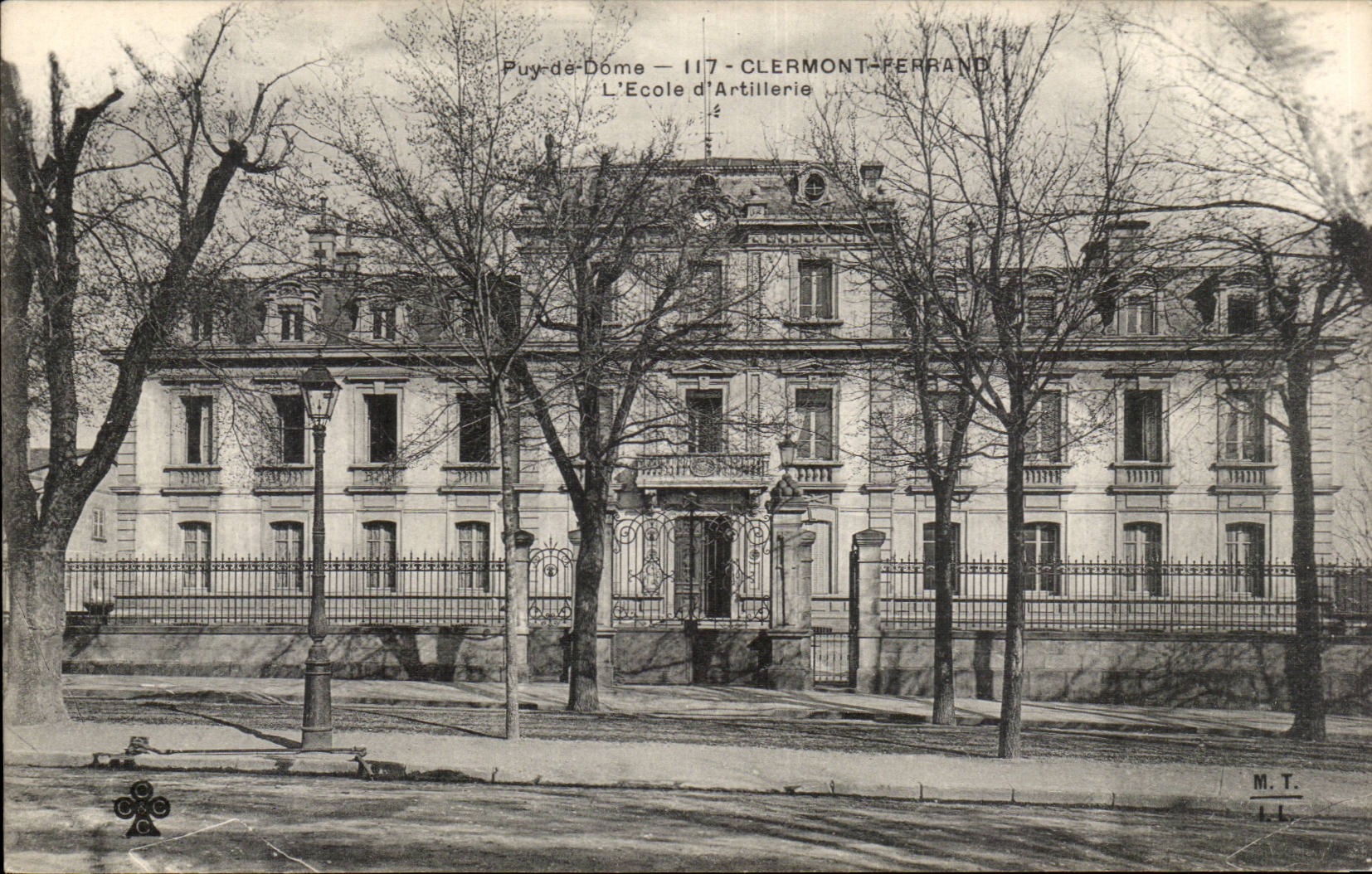 CPA Clermont Ferrand school Militaria the artillery