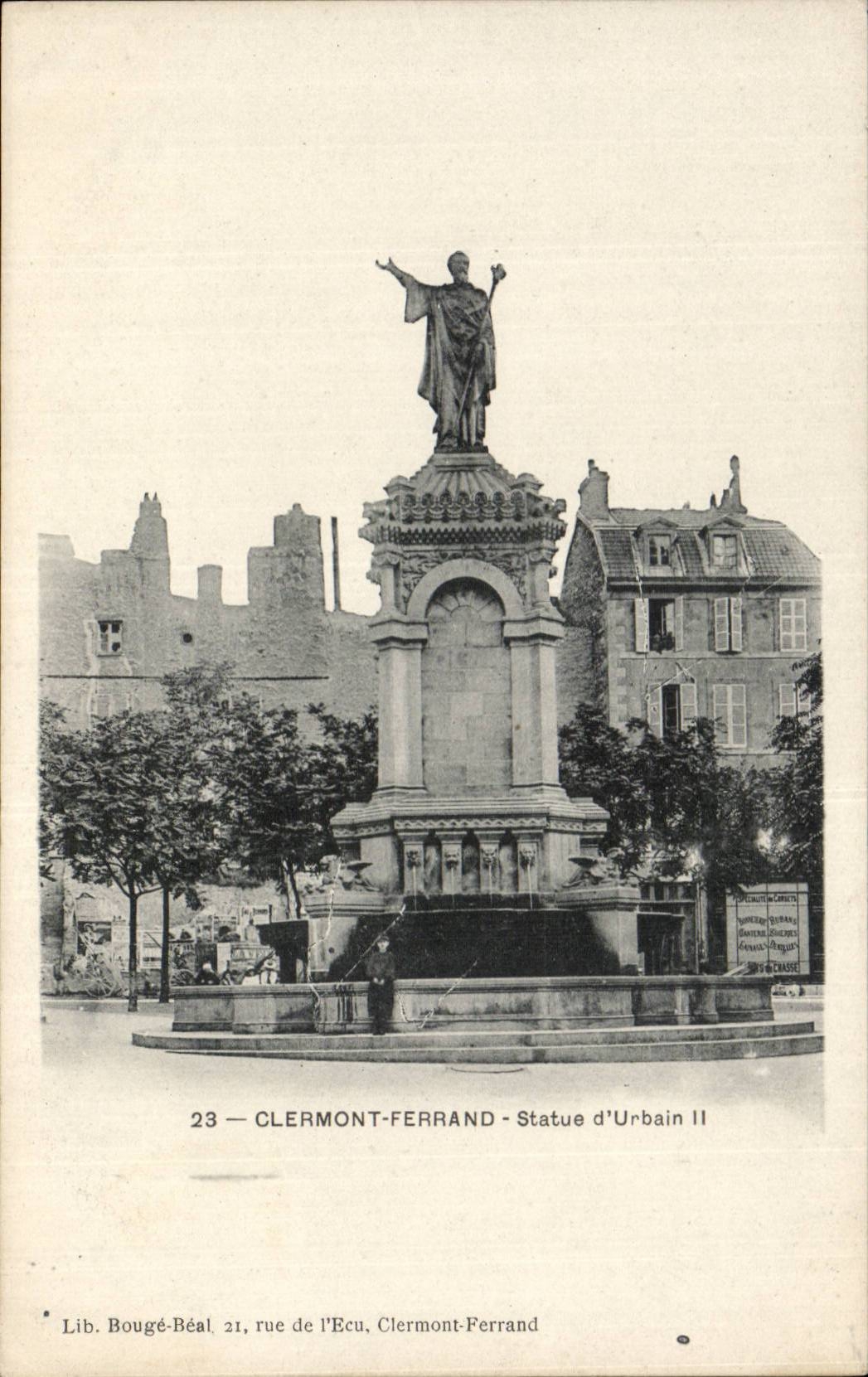 CPA Clermont Ferrand Statue of Urbain II