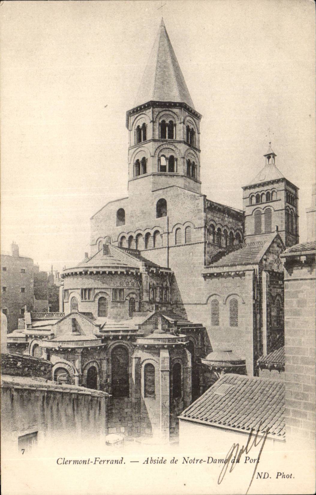 CPA Clermont Ferrand Apse of Notre Dame of the port