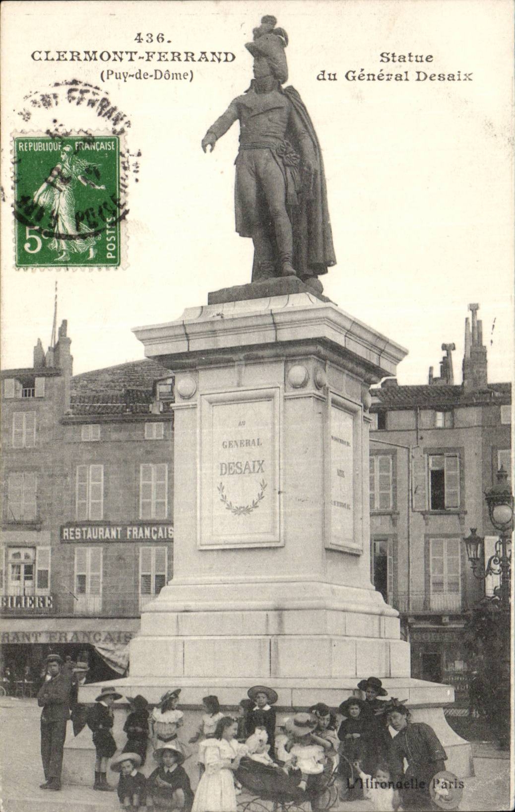 CPA Clermont Ferrand Statue of general Desaix