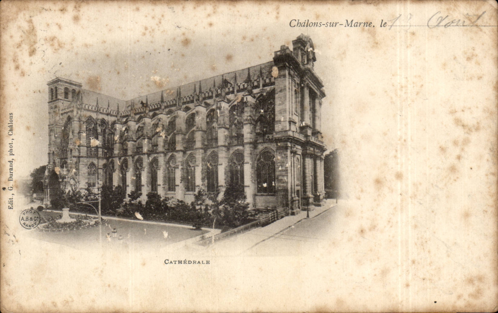 CPA Trawl-nets on the Marne the cathedral