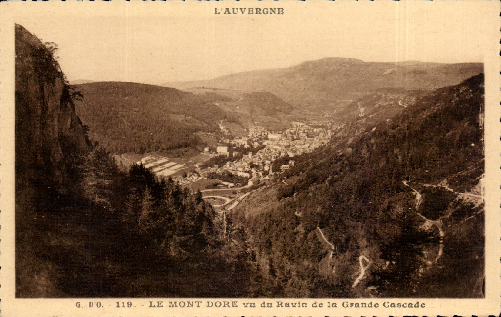 CPA the Mount Gilds seen ravine of the large cascade