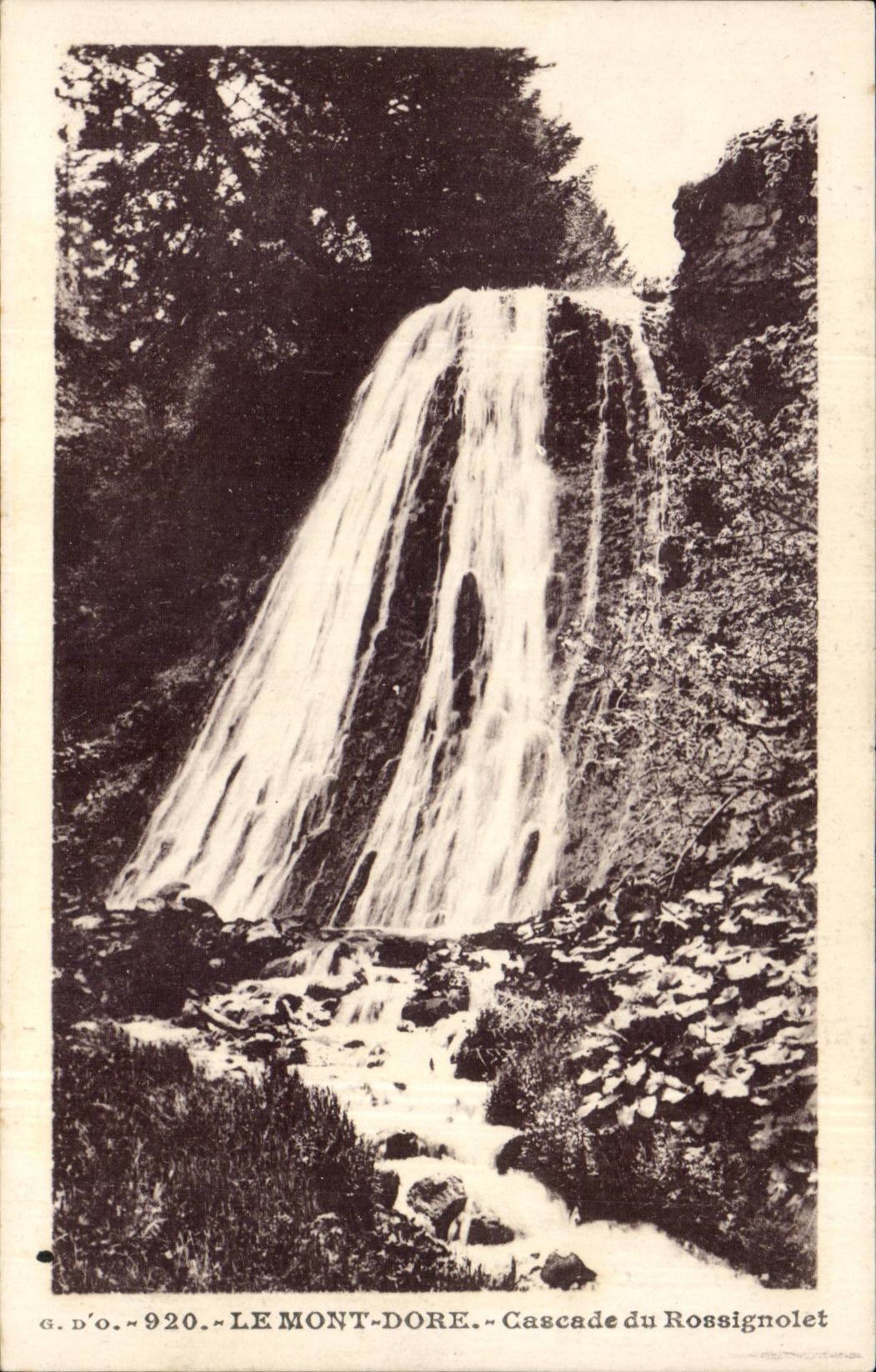 CPA the Mount Gilds Cascade of Rossignolet