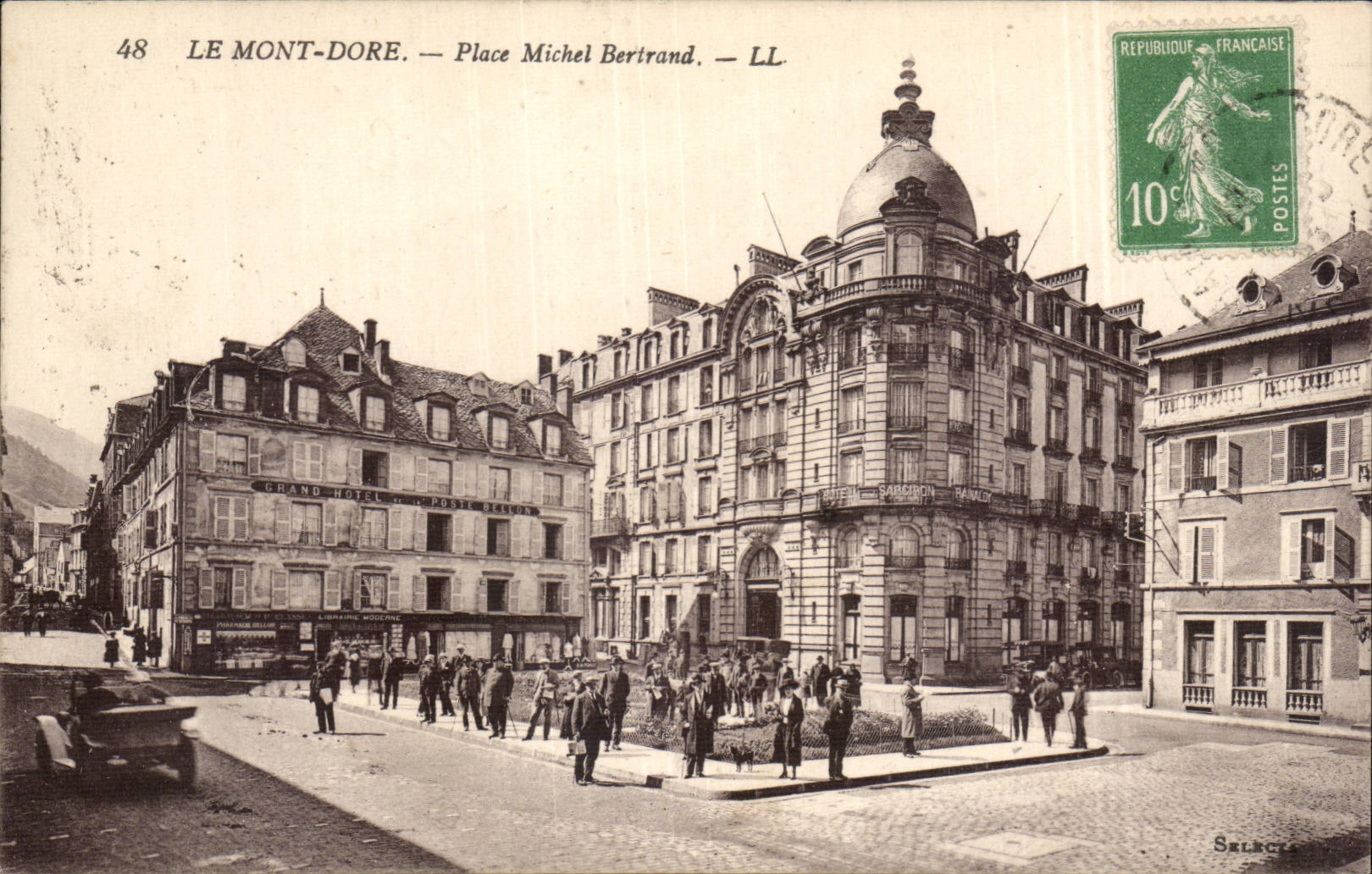 CPA the Mount Gilds Place Michel Bertrand