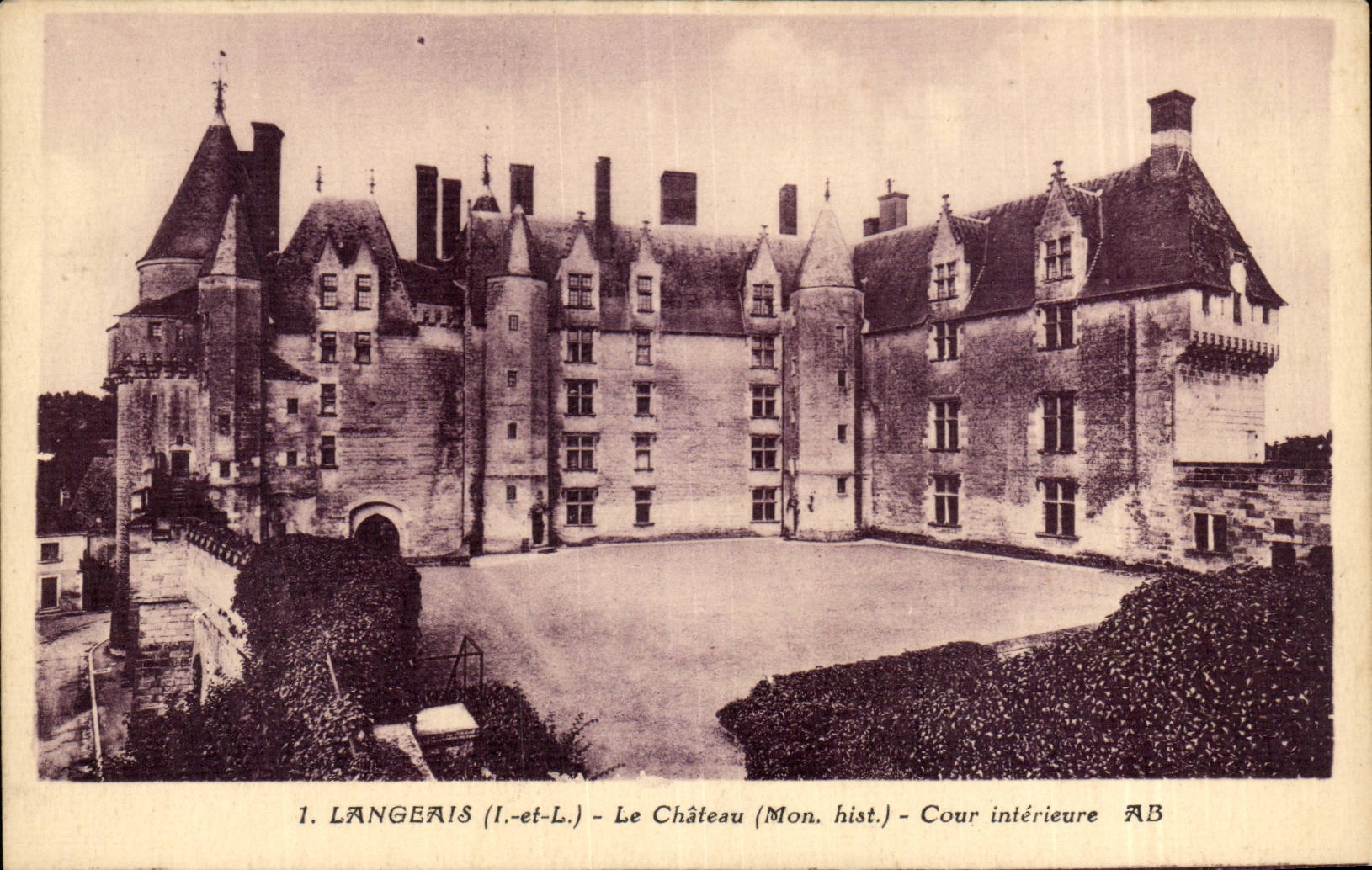 Langeais - Le Chateau - CPA 