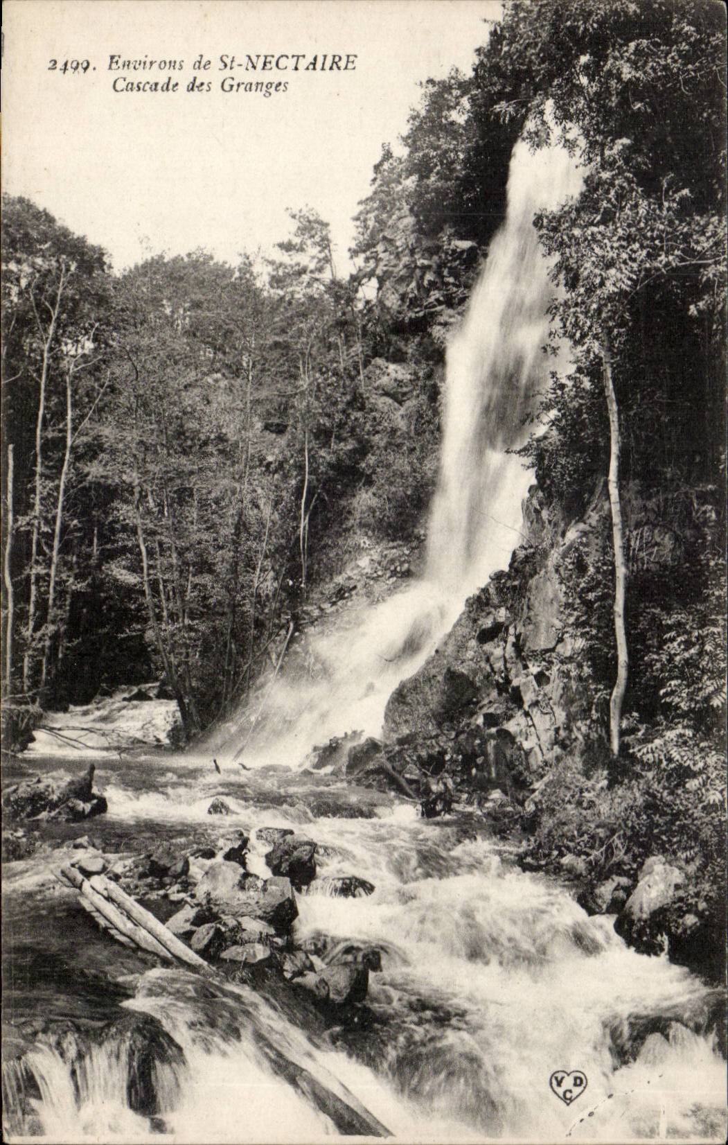 Saint Nectary - Cascade of Barns CPA