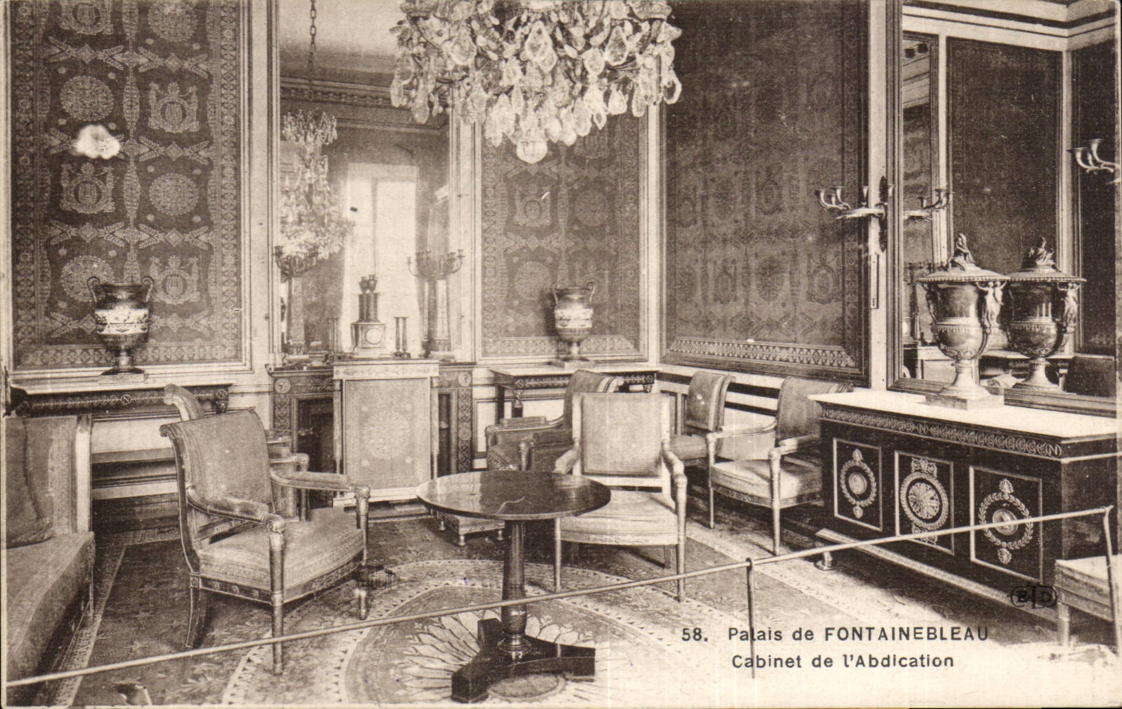 Palate of Fontainebleau - Cabinet of Abdication - CPA