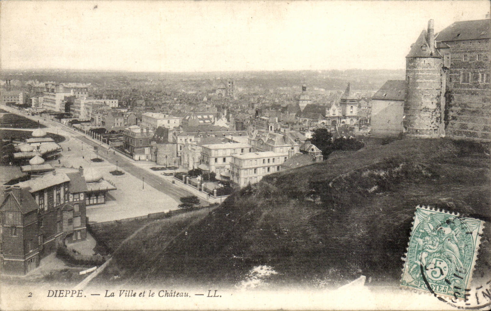 CPA Dieppe the city and the castle