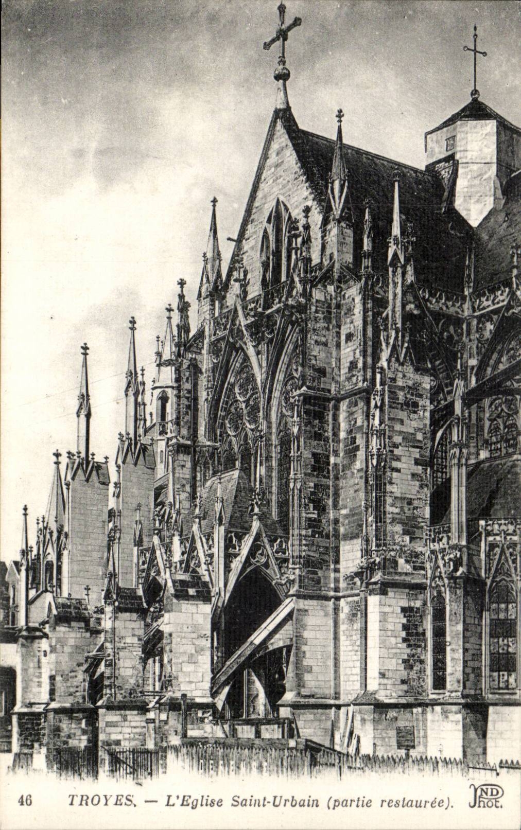 Troyes CPA the church Saint Urbain (left restauree)