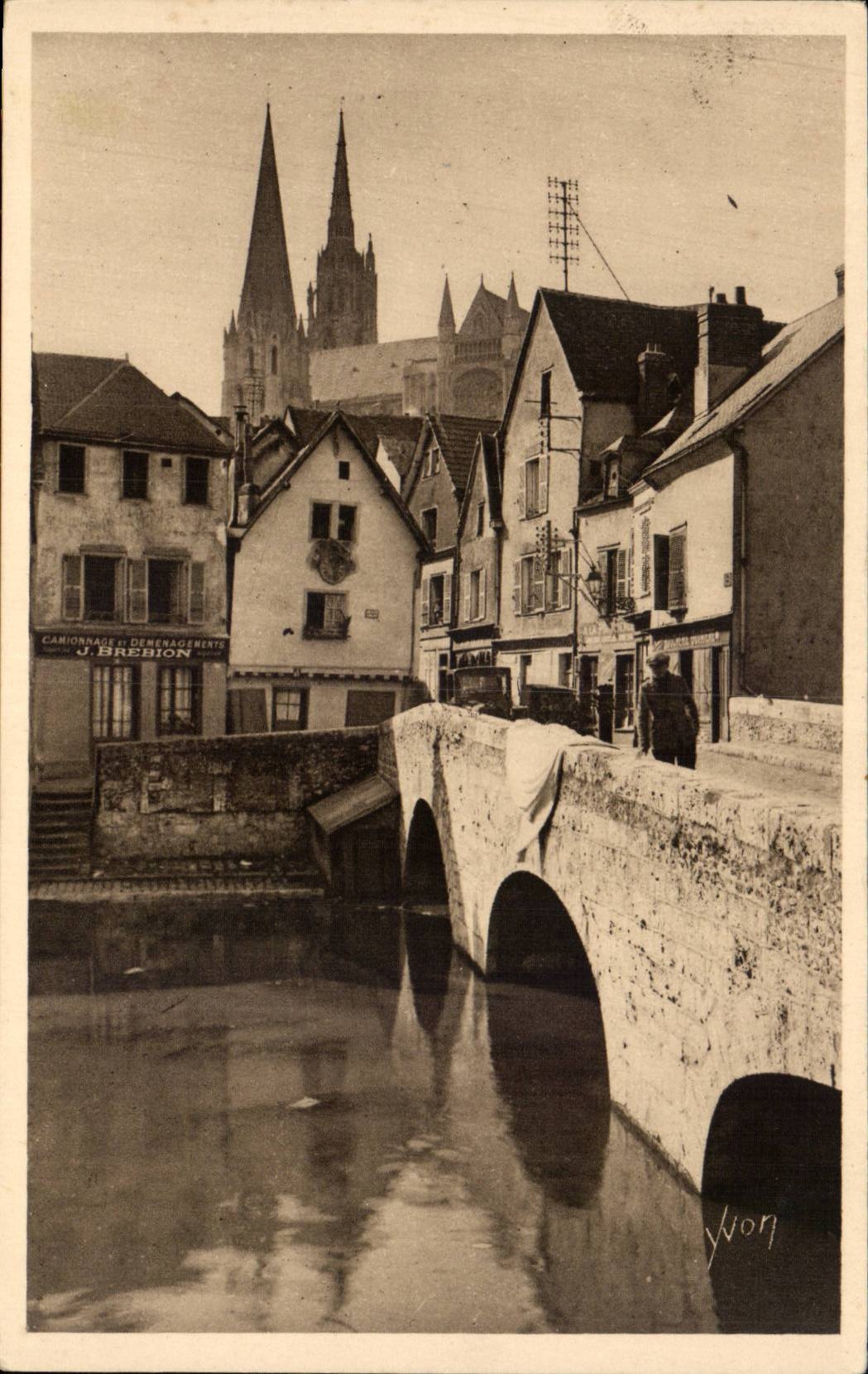 CPA Chartres Old man bridge and old houses
