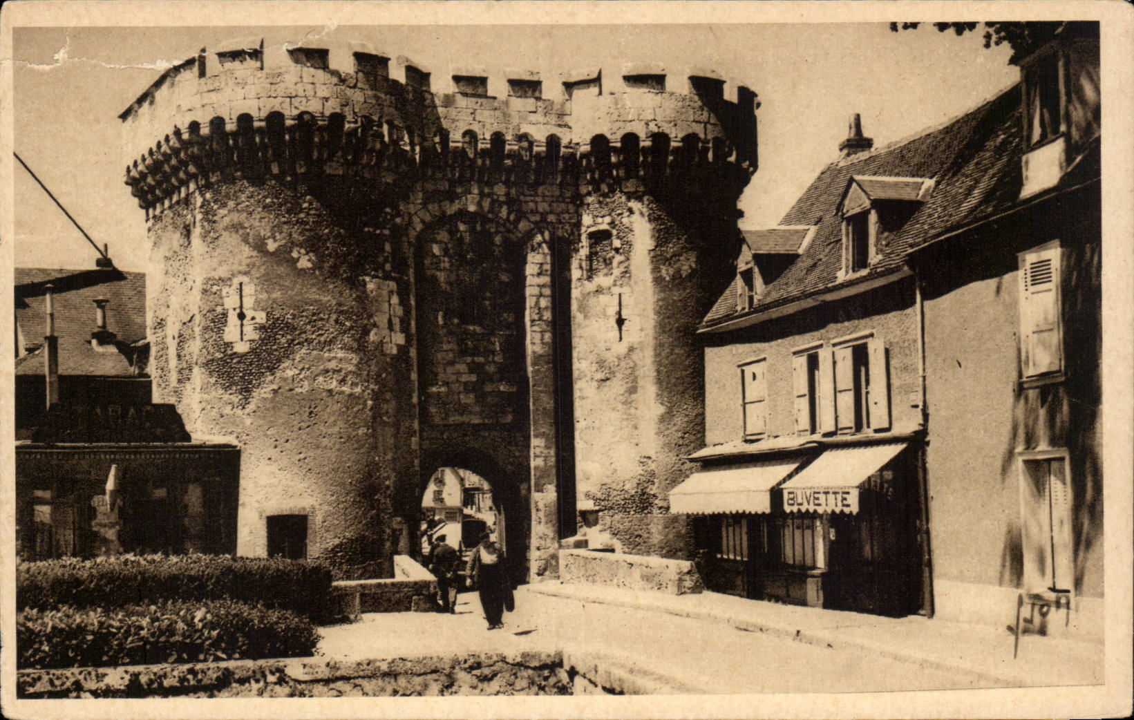 CPA Chartres the Guillaume door