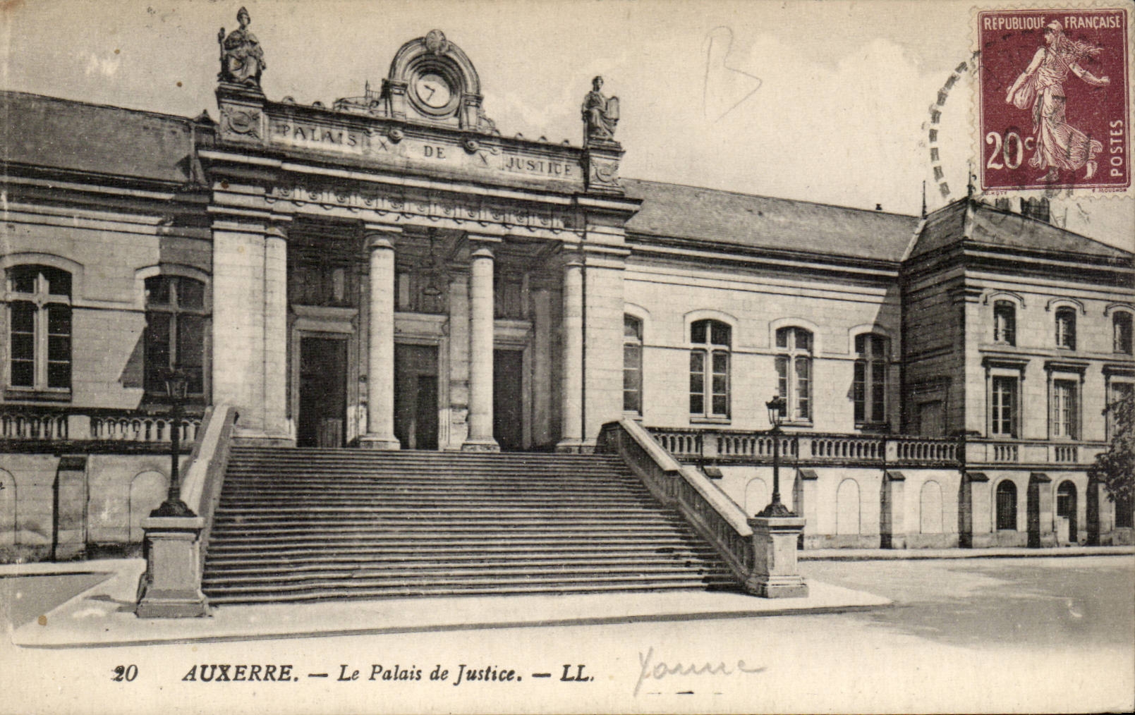 CPA Auxerre Gerichte