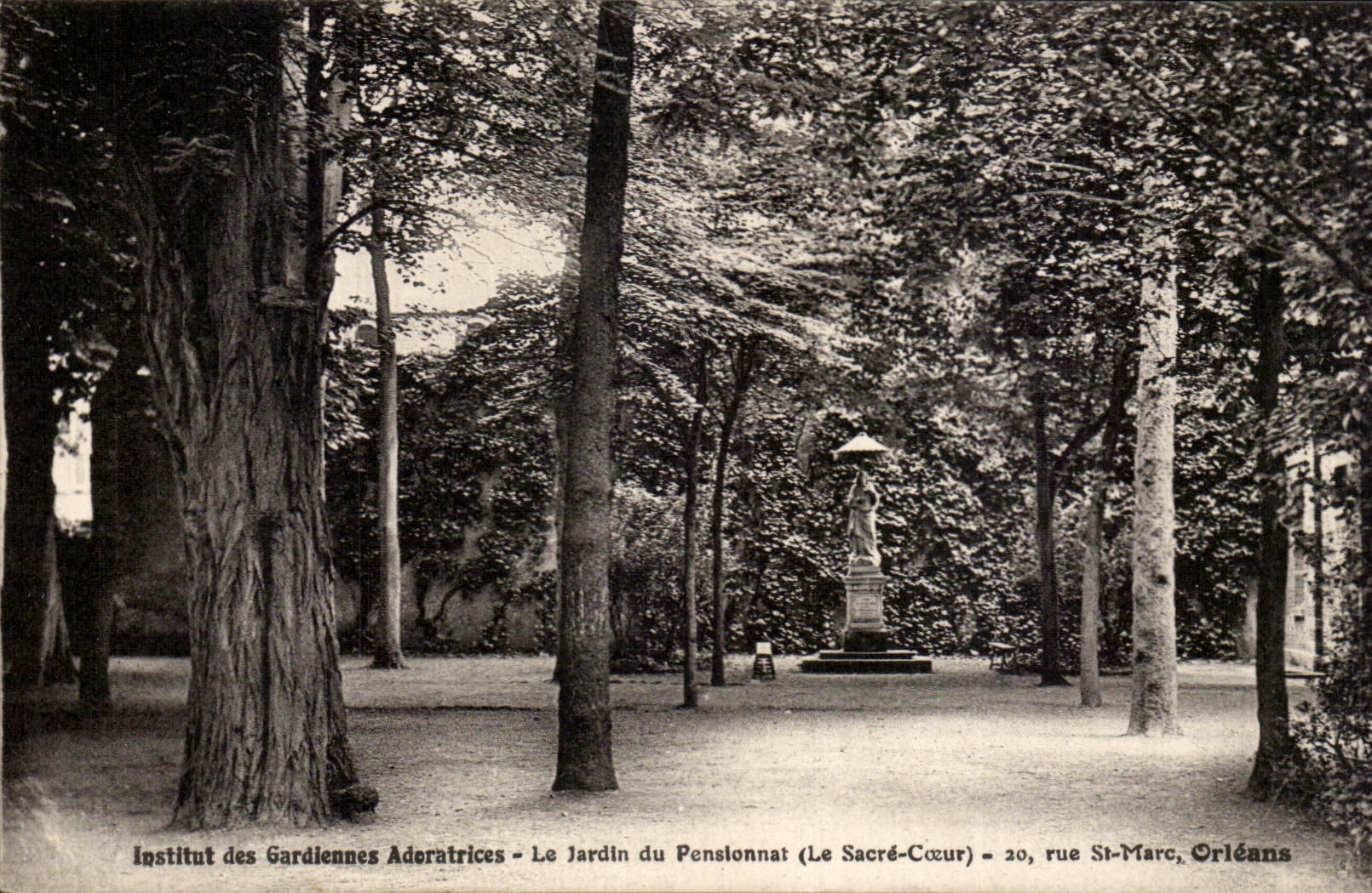 CPA Orleans Institute of the guardians adoratrices the garden of the boarding school (the Sacring Heart) 20 rue St Marc