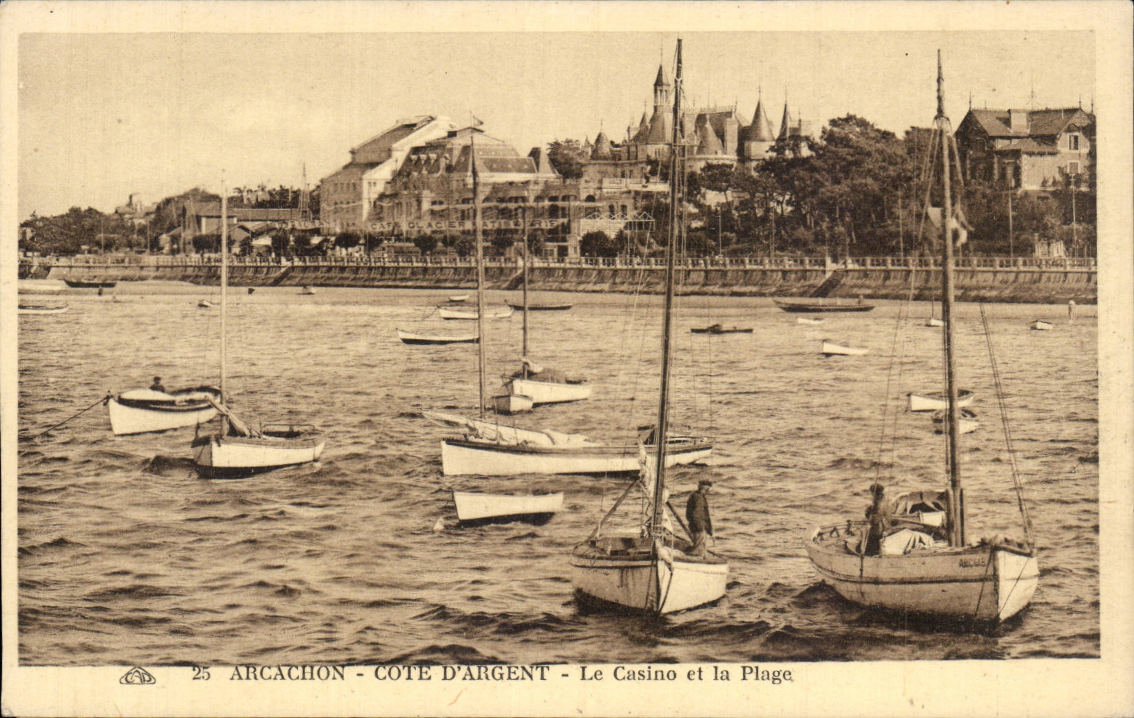 CPA Arcachon Le casino et la plage