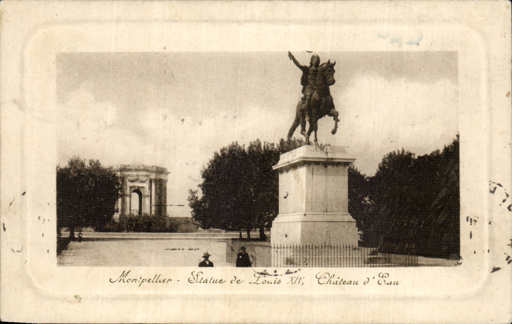 Montpellier CPA Statue de Louis XIV Chateau d'eau