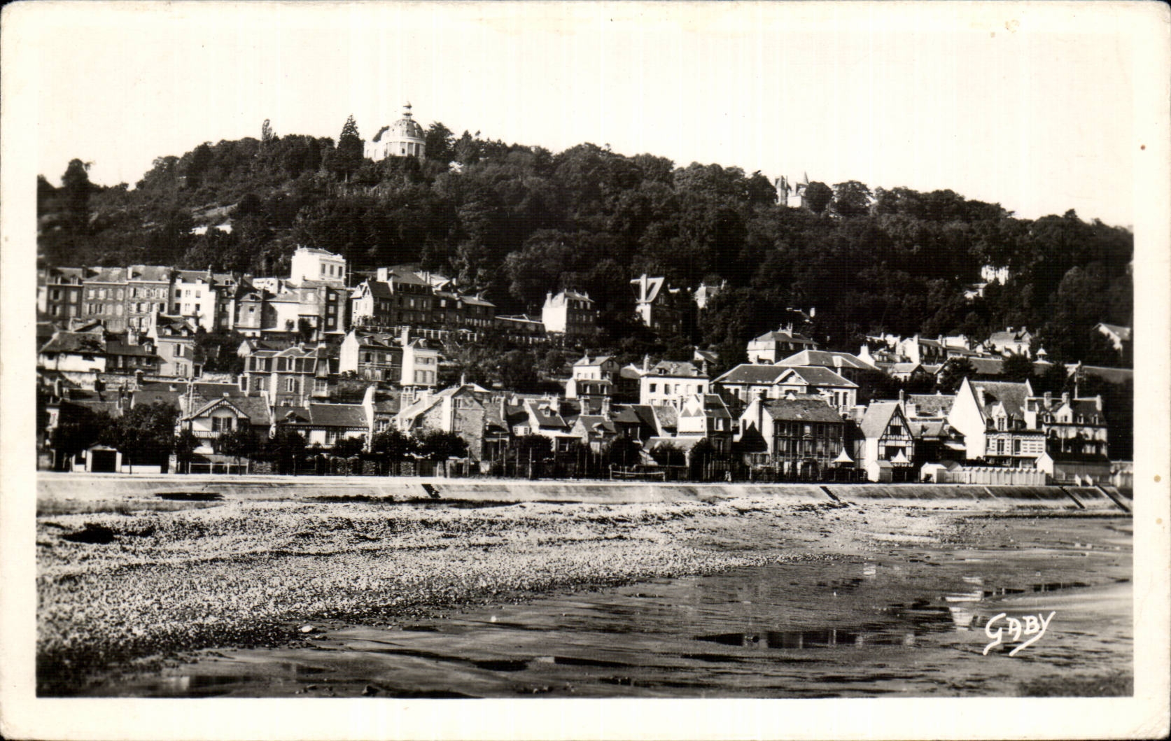 CPA Honfleur Overall picture of the dimension of Notre Dame de Grace