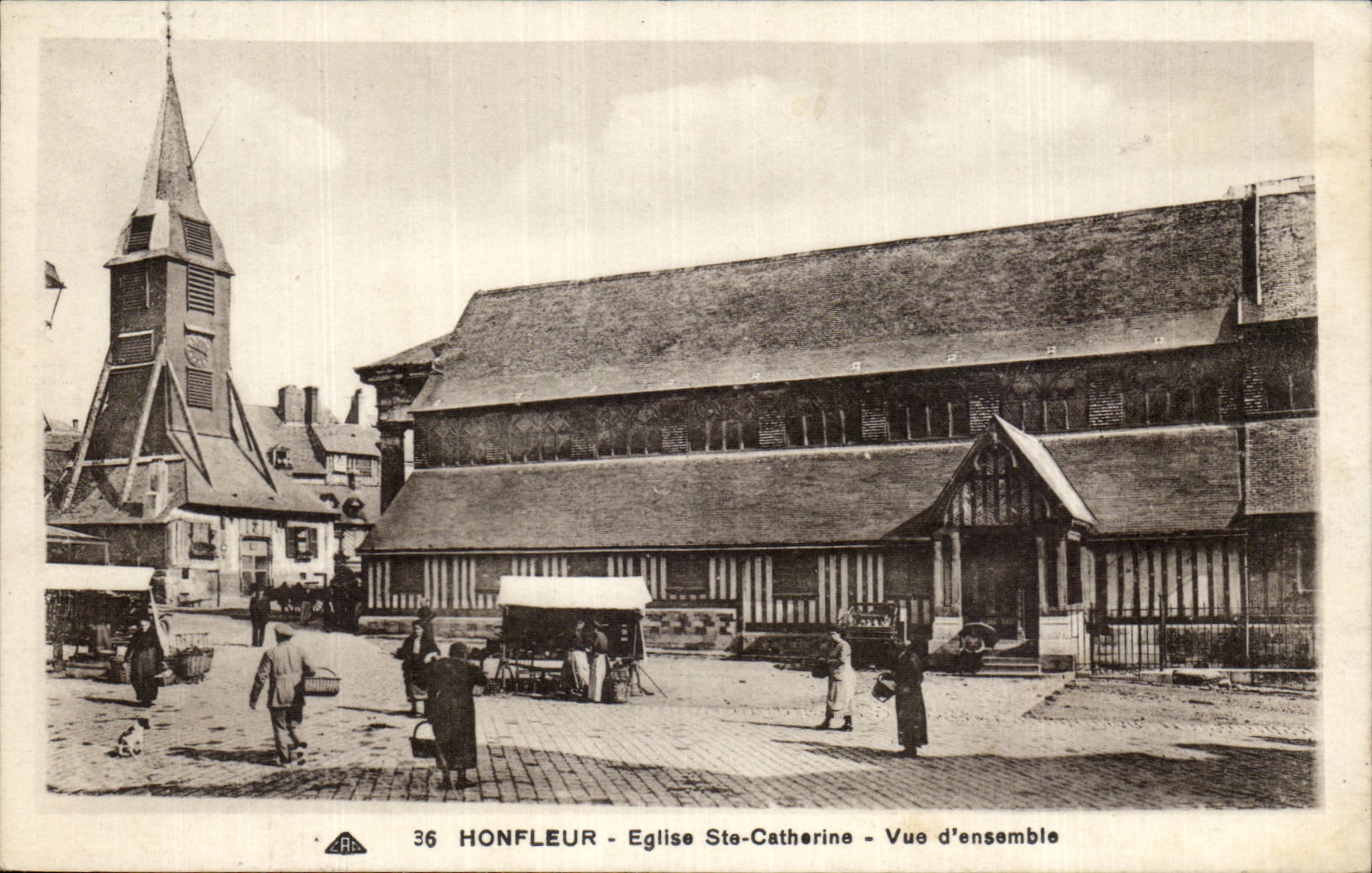 CPA Honfleur Church co Overall picture Catherine Market