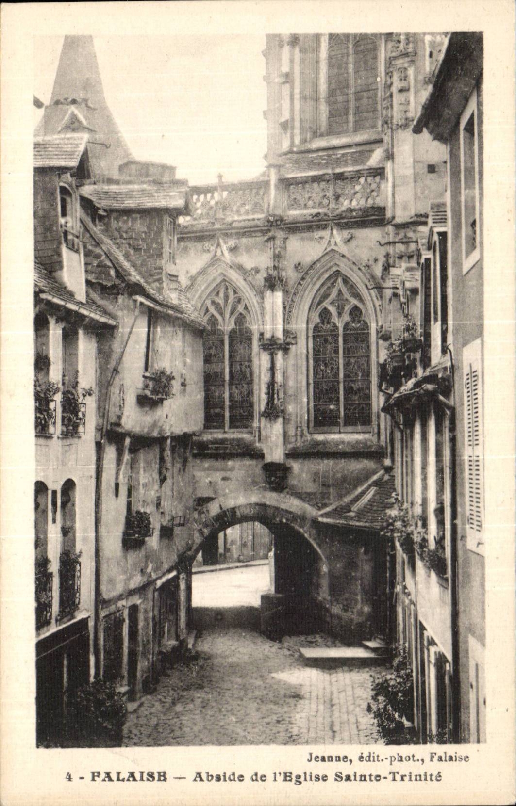 Cliff CPA Apse of the church Sainte Trinity