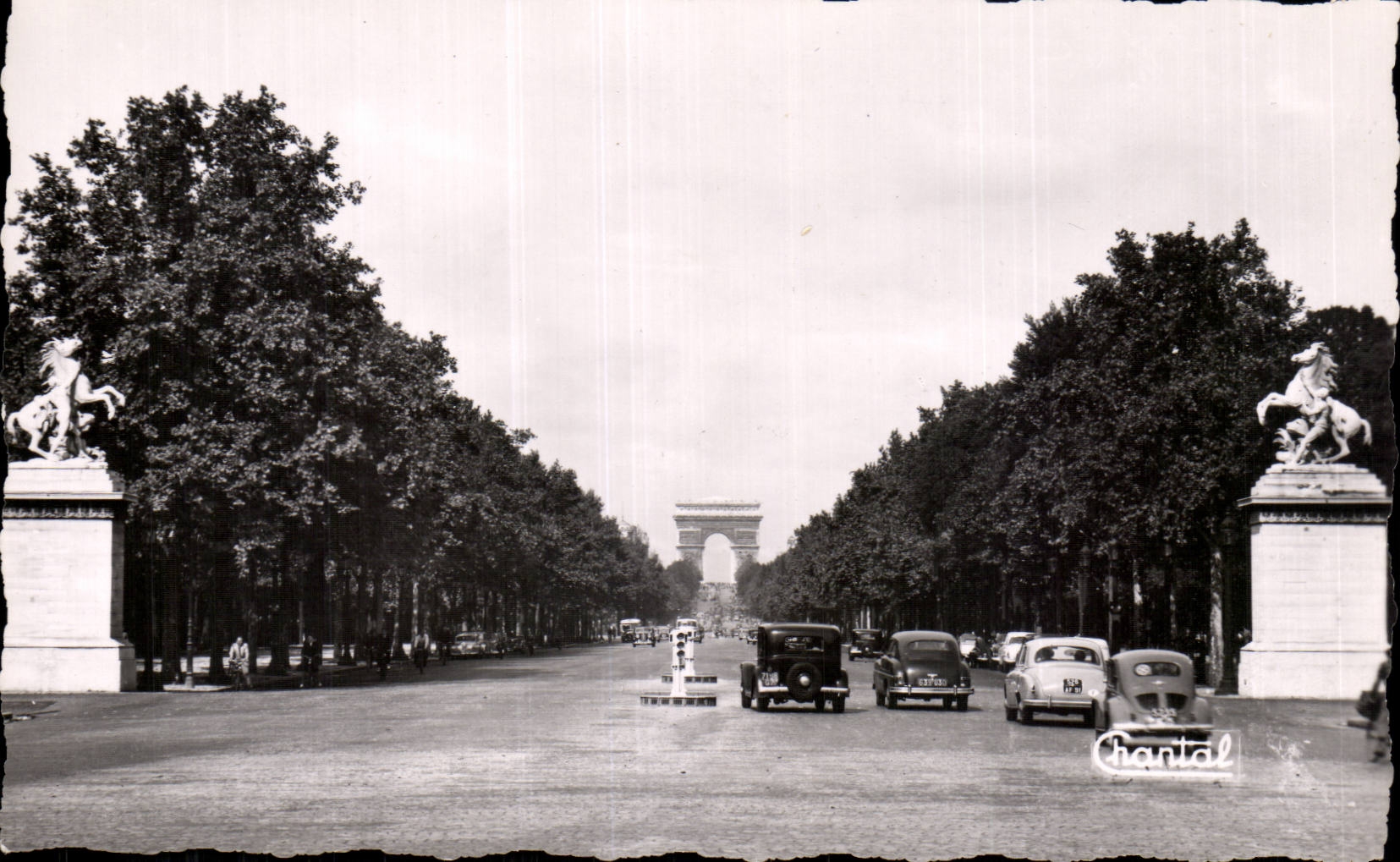 CPSM Paris Avenue of the Champs Elysees horses of Marly