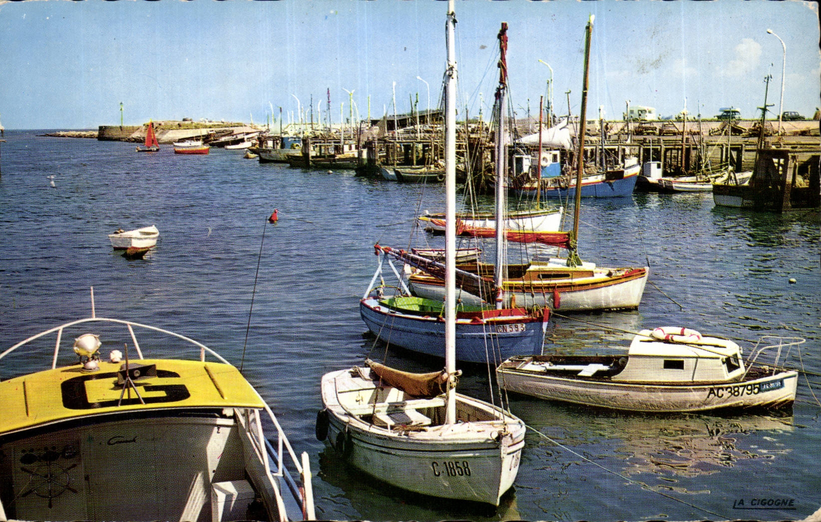 CPSM Riva Bleated before port