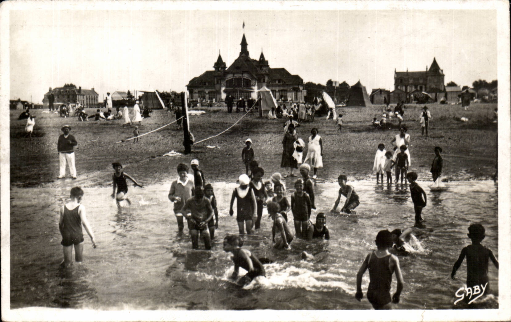 CPSM Riva Bleated Ouistreham the beach in front of the casino