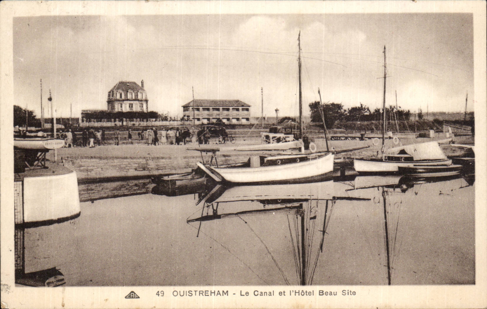 CPA Ouistreham the canal and the hotel beautiful site