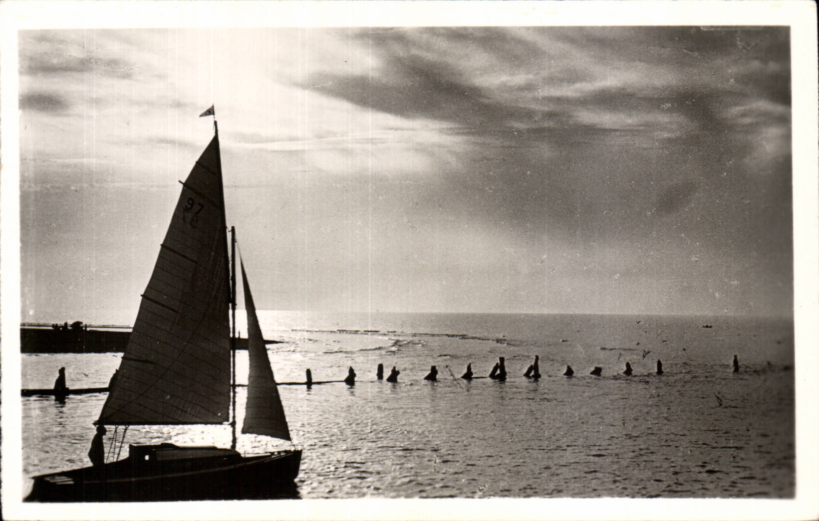 CPSM Riva blokte Ouistreham Effet gegen des Tages zum Mund von Orne