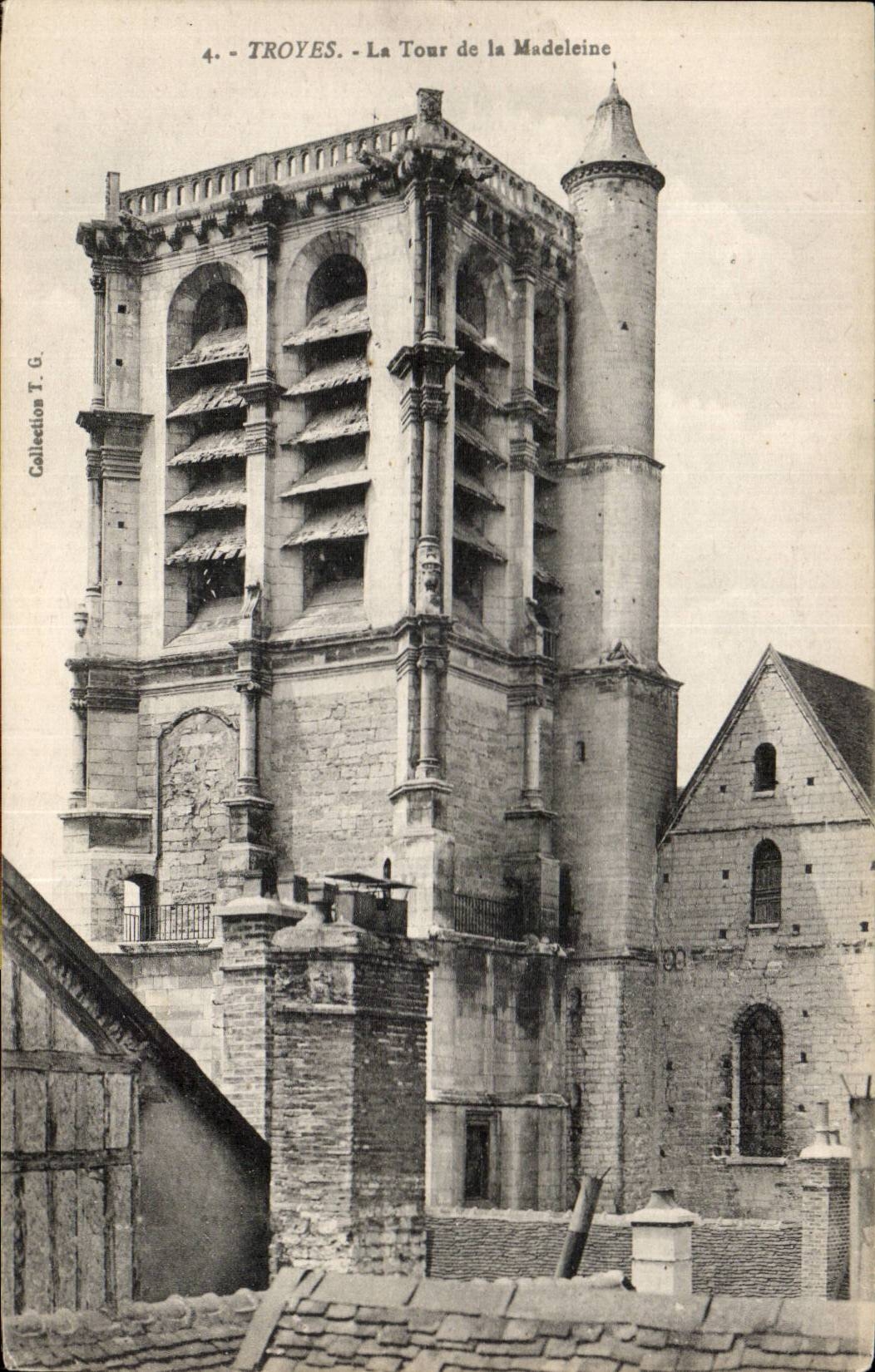 CPA Troyes the tower of the Madeleine