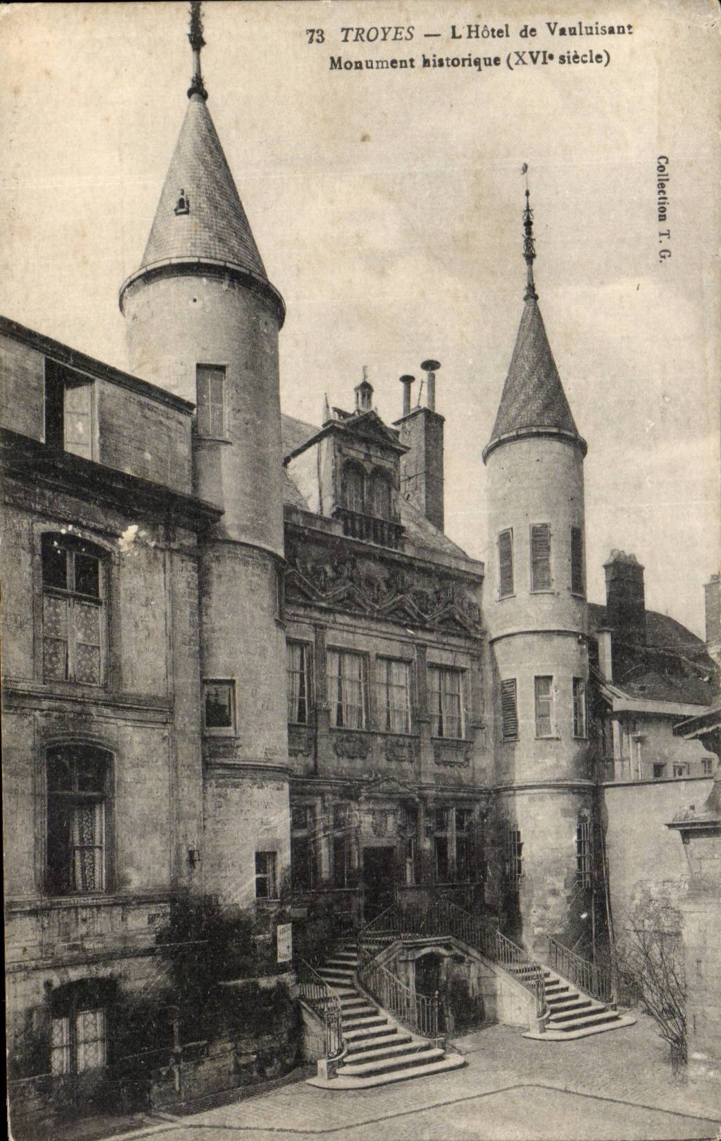 CPA Troyes Hotel of Vauluisant Historic building