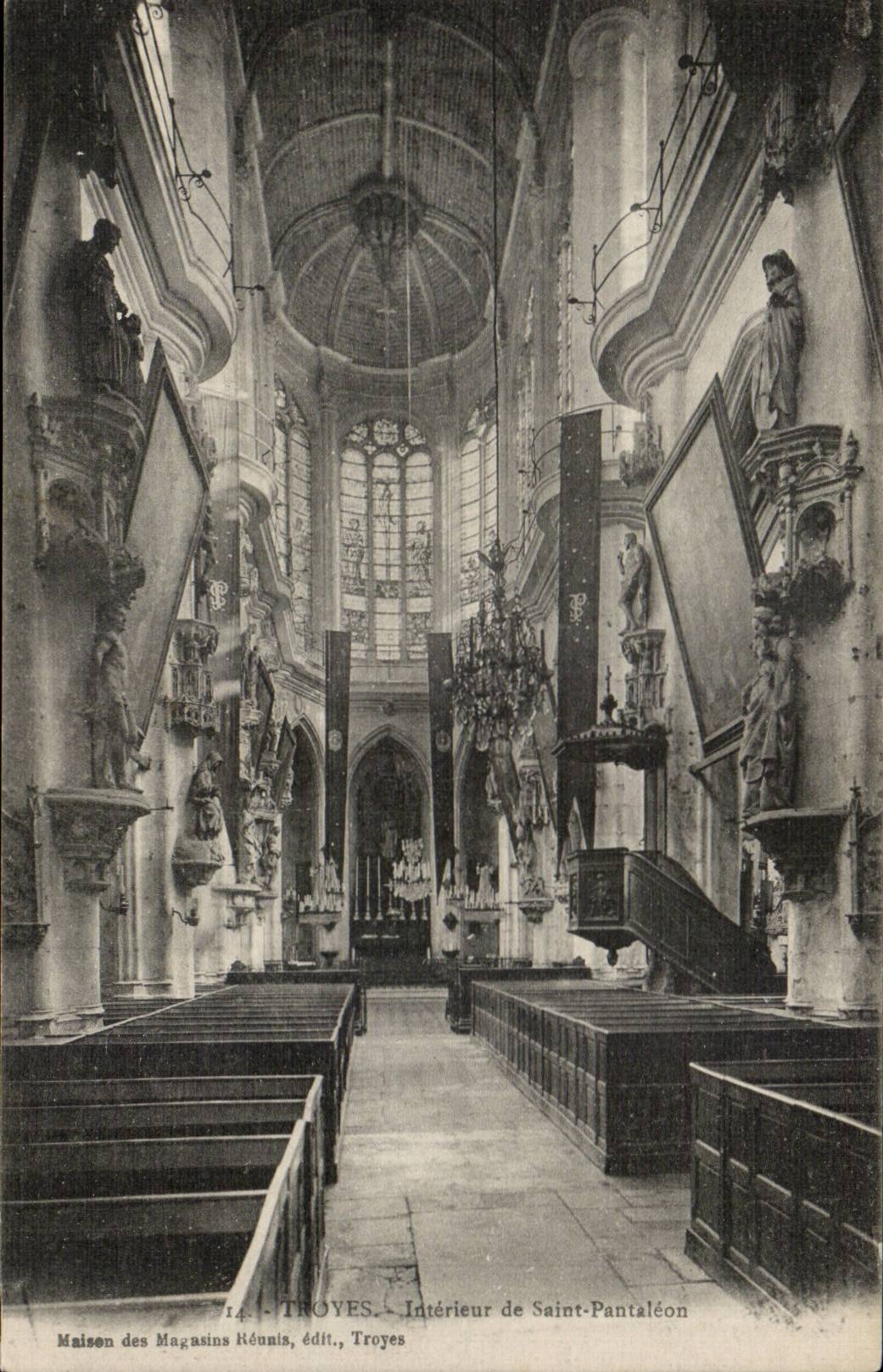 Interior Troyes CPA of Saint the pantaleon