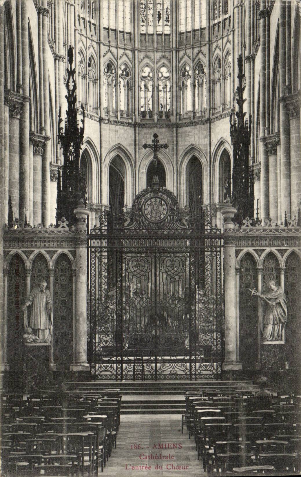 CPA Amiens Cathedral Entering of the chorus