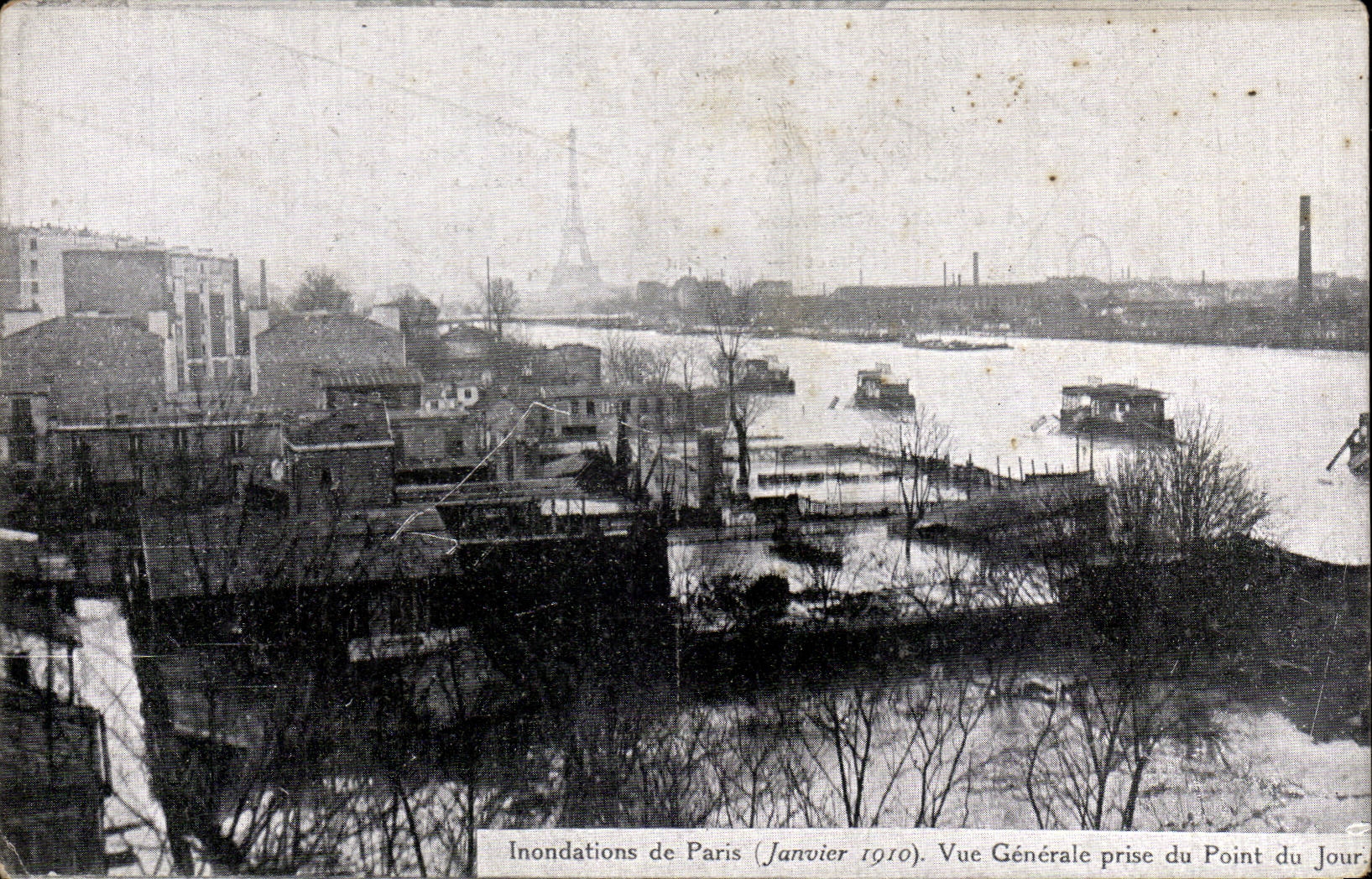 CPA Paris Raw Floods January 1910 of the Seine View taken of the point of the day