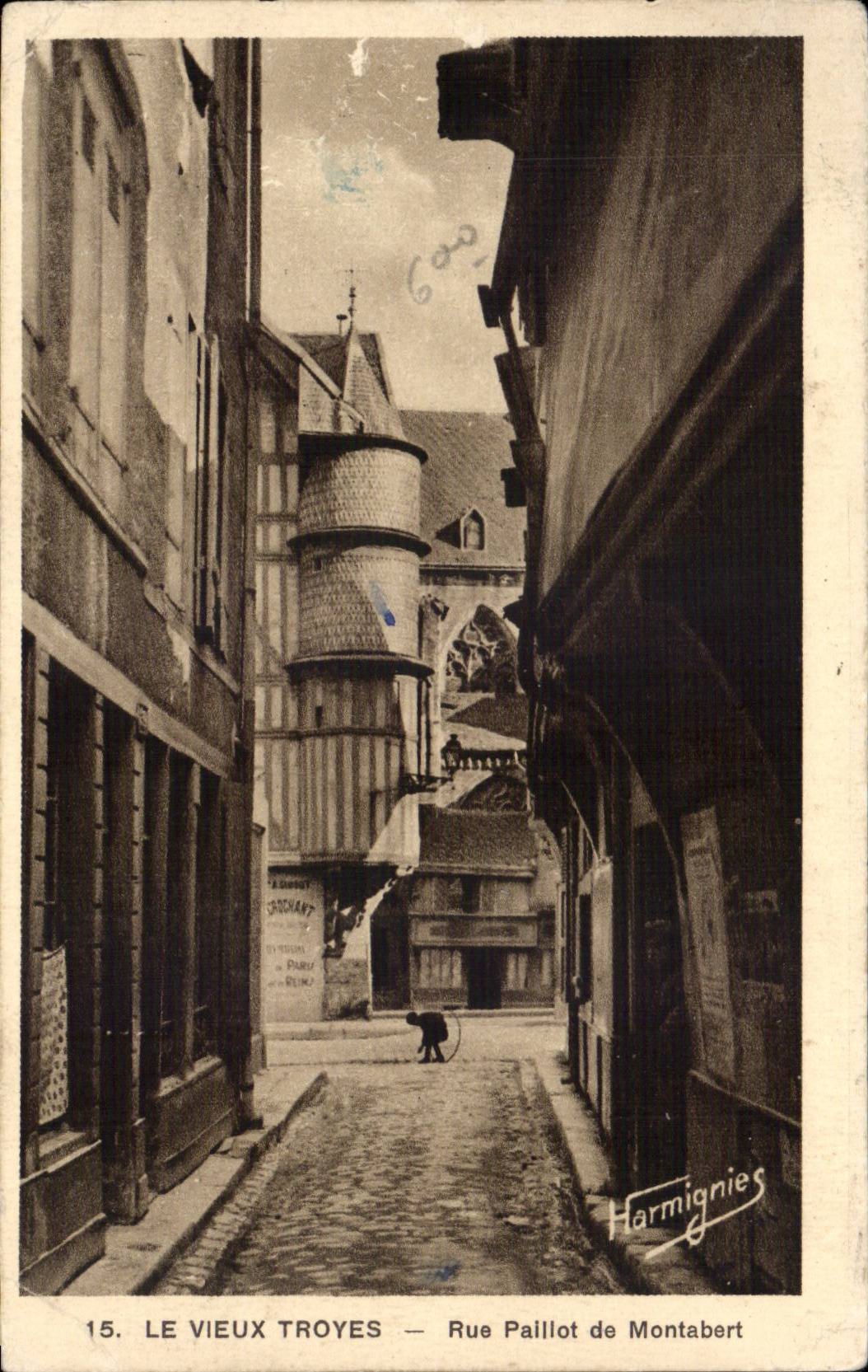Troyes CPA Street Paillot de Montabert