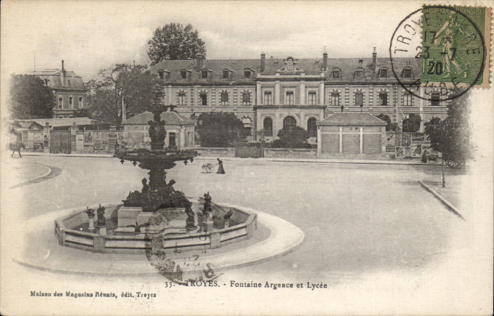 Troyes CPA Argence Fountain and college