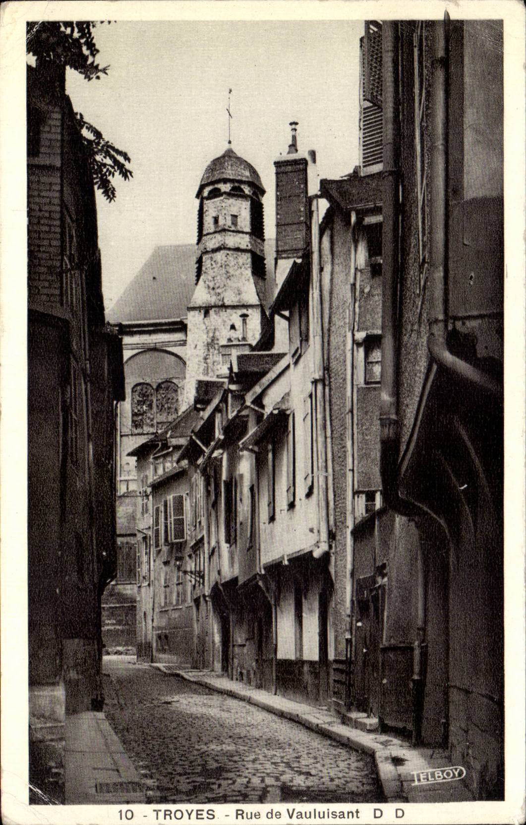 Troyes CPA Street of Vauluisant