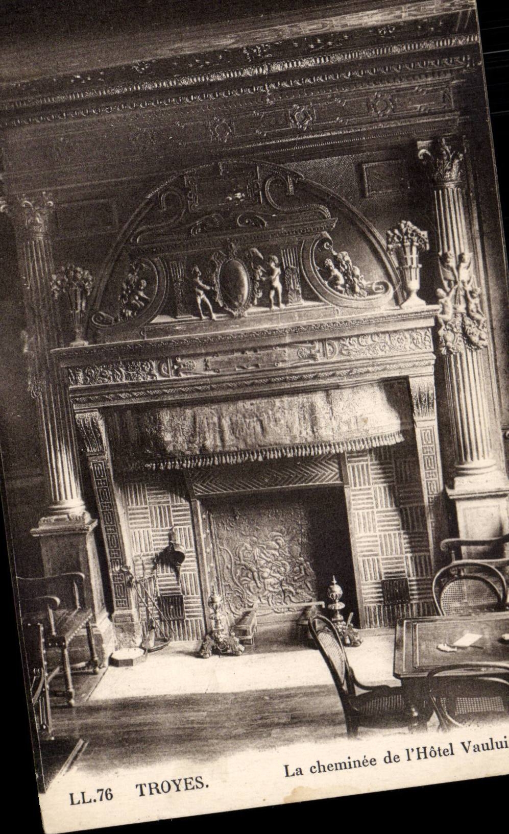 Troyes CPA the chimney of the Vauluisant hotel