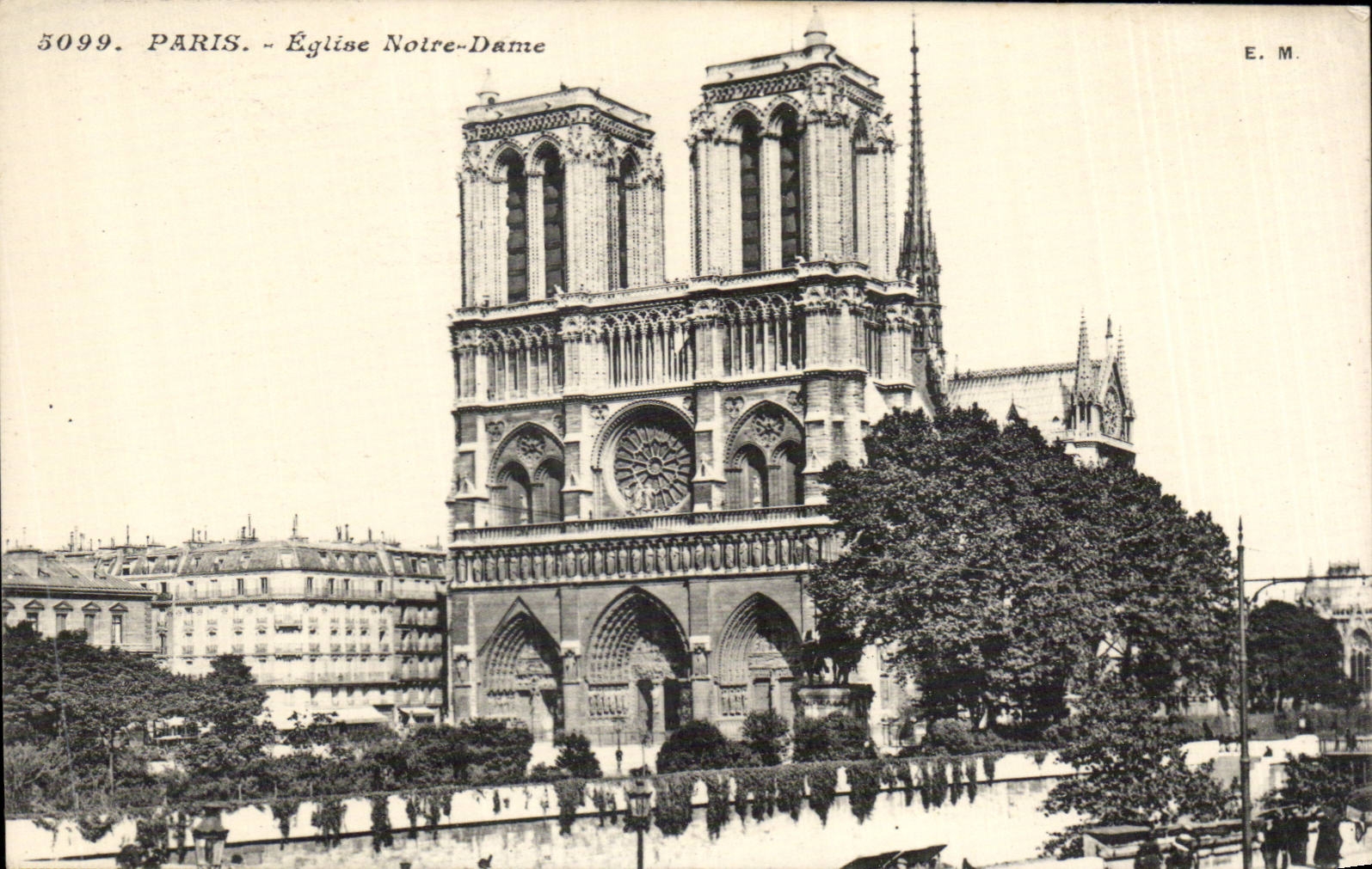 Paris CPA Eglise Notre DAme