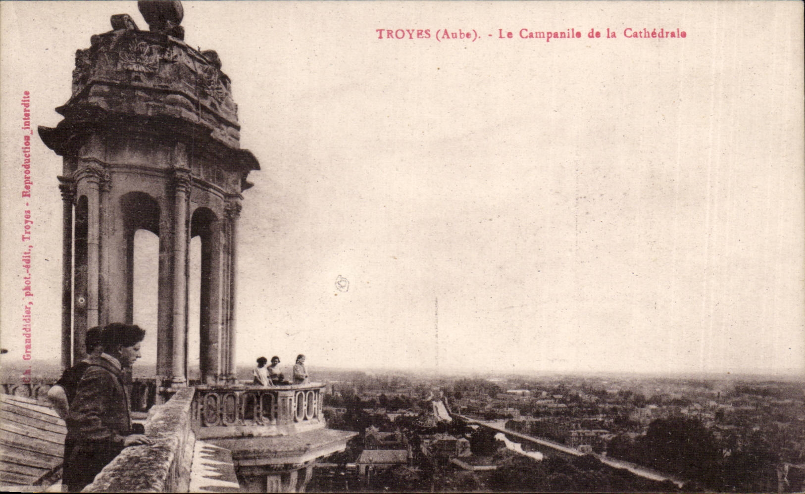 CPA Troyes the Bell-tower and the cathedral