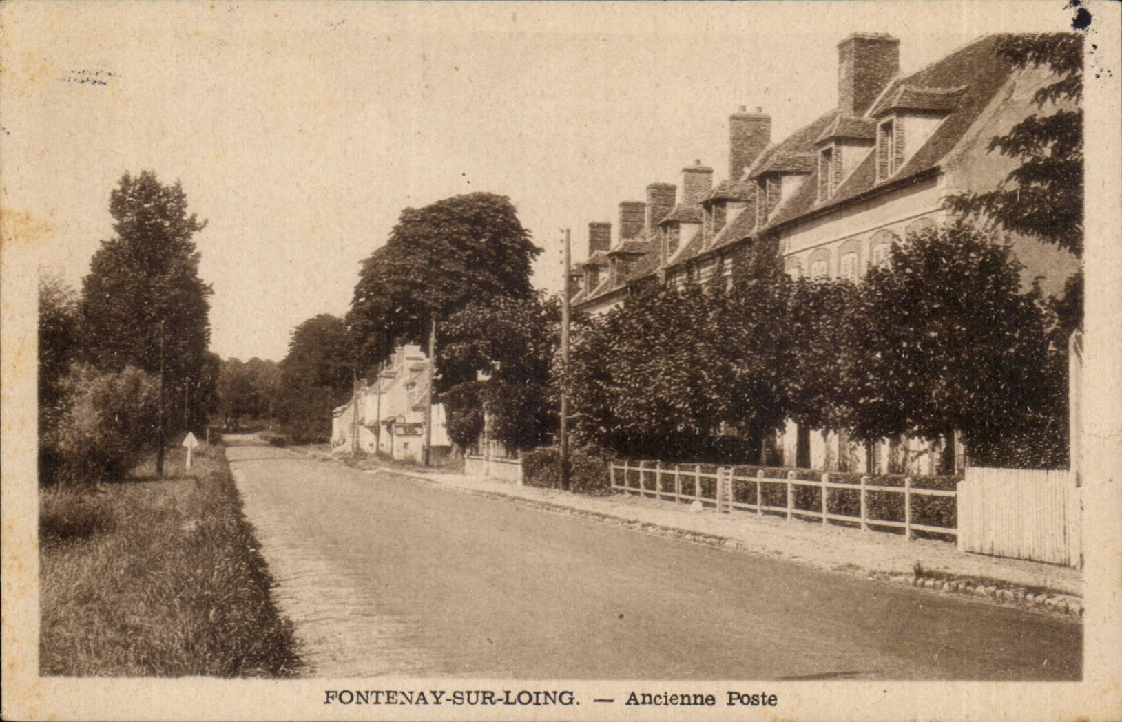CPA Fontenay on Loing Old post office