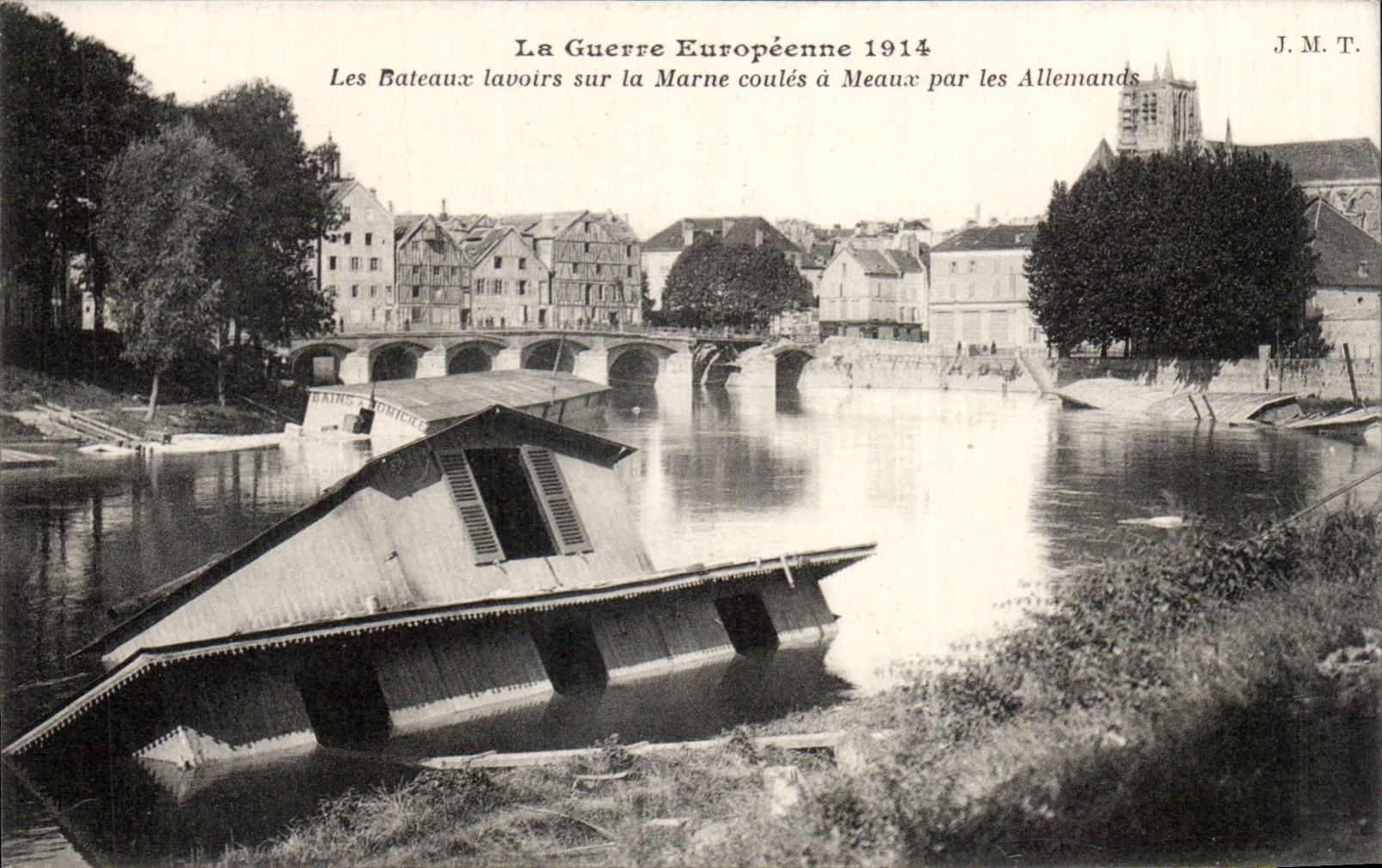 CPA Meaux the boats laundrettes on the Marne run has Meaux by German