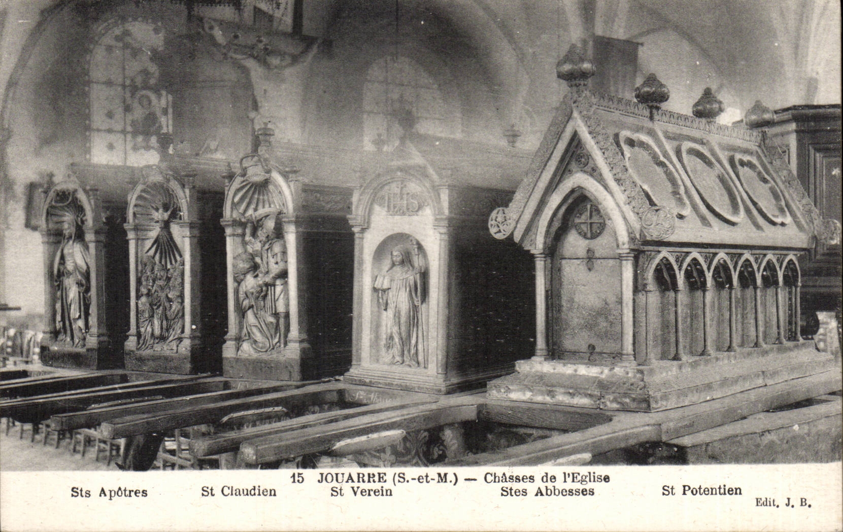 CPA Jouarre Huntings of the church Apostles Claudien Verein Abbesses