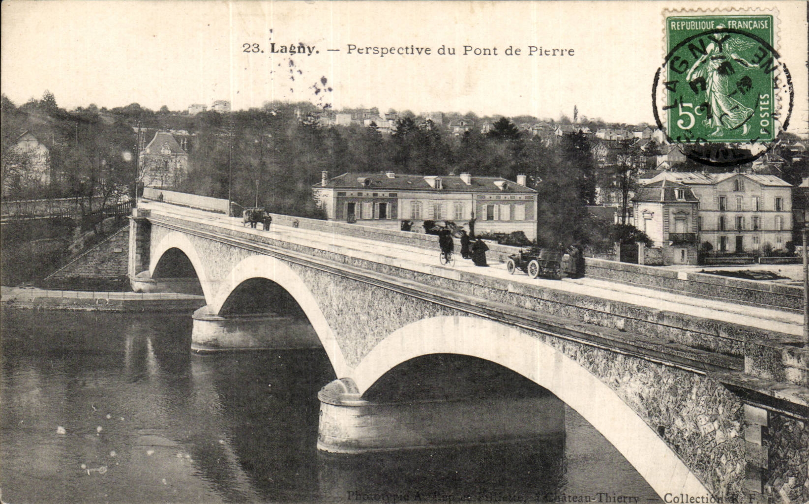 CPA lagny View of the stone bridge