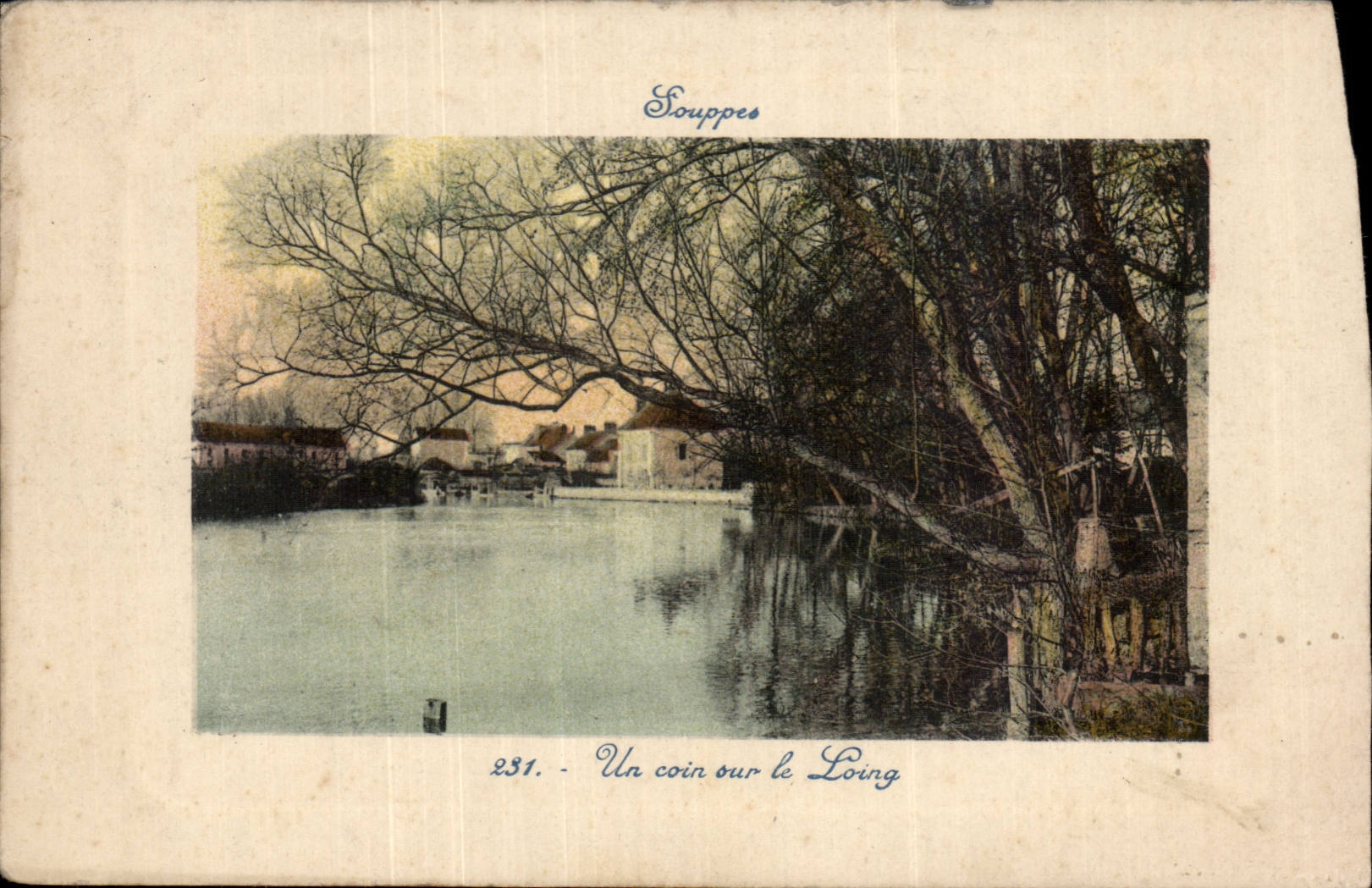 CPA Soups a corner on Loing