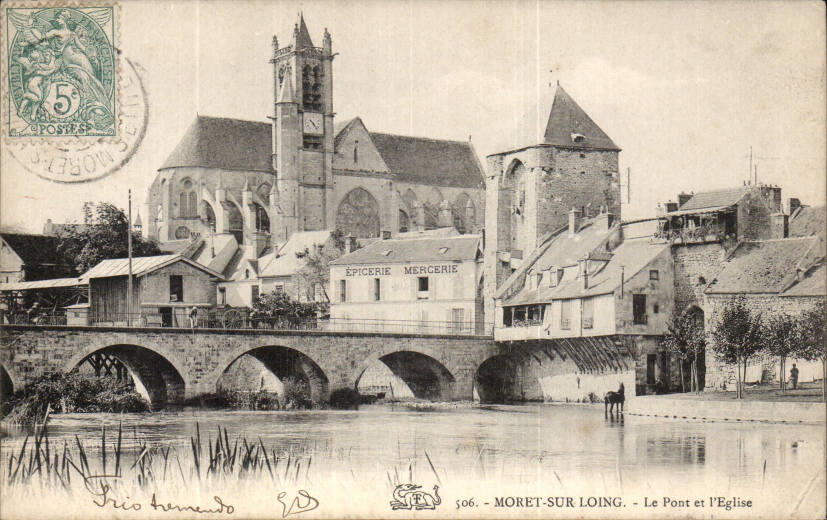 CPA Moret Le pont et l'eglise