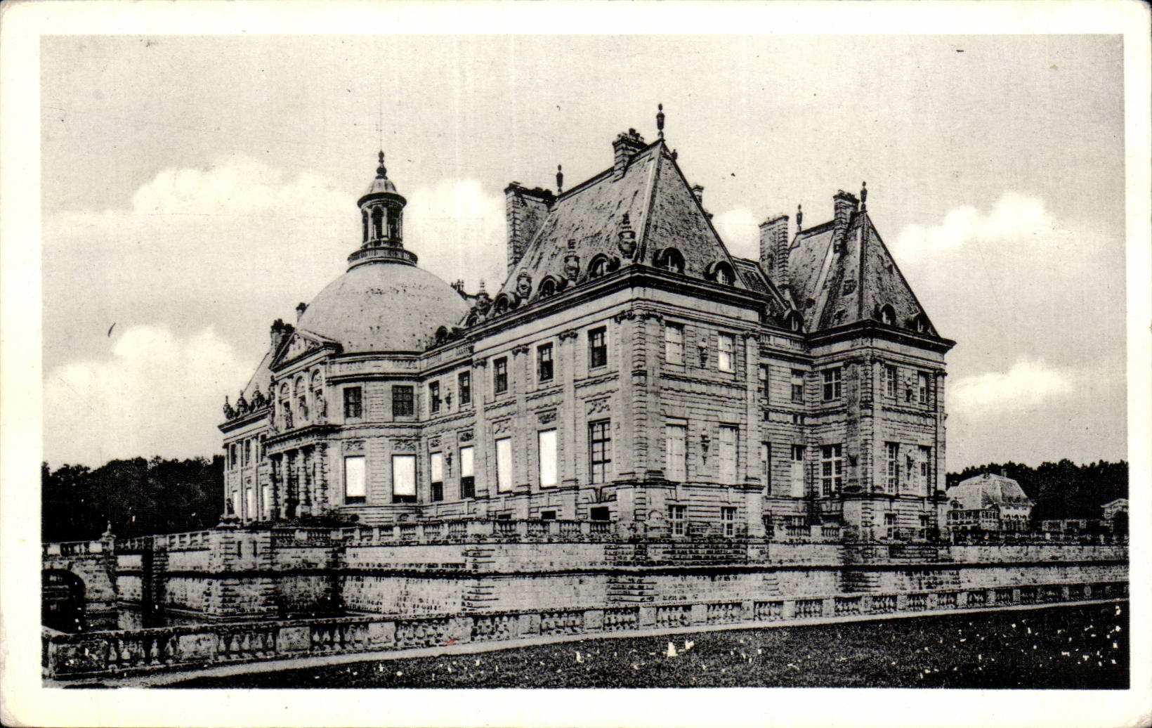 CPA Environs of Melun Castle of Be worth the Viscount Southern Frontage East