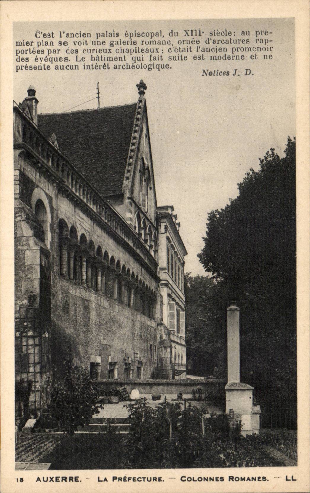 Auxerre CPA die Prafektur romischen Spalten