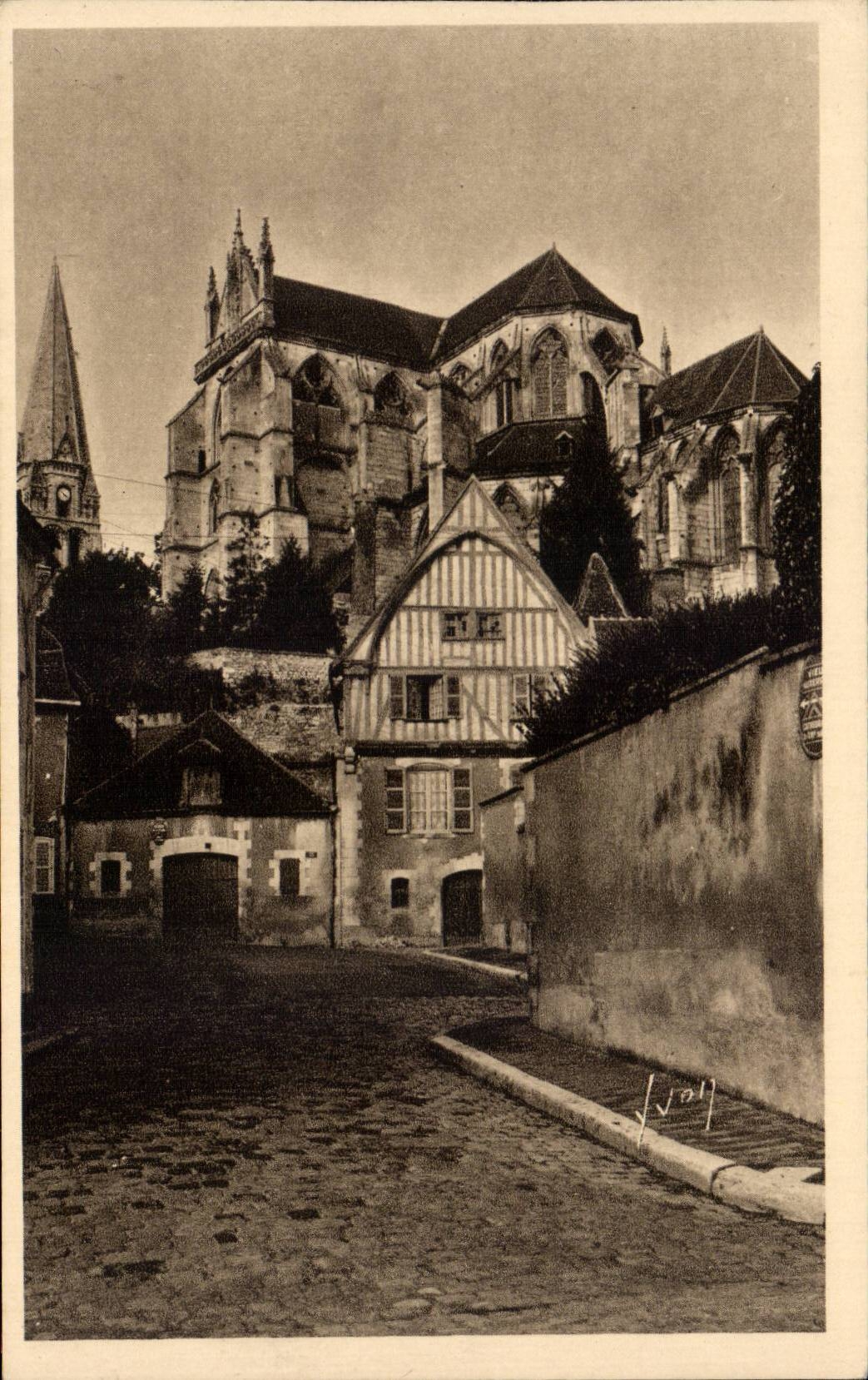 CPA Auxerre Abtei-deutsche Str und altes Haus setzt Billhook