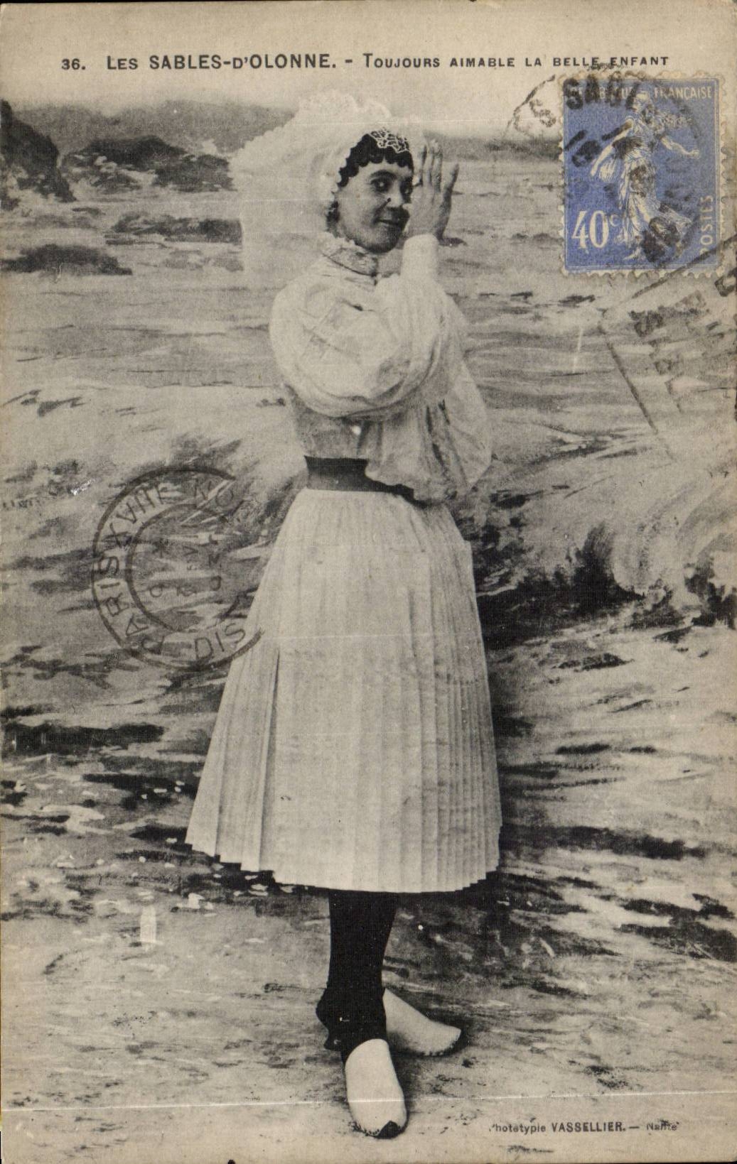 Always pleasant CPA Sands of olonne the beautiful child