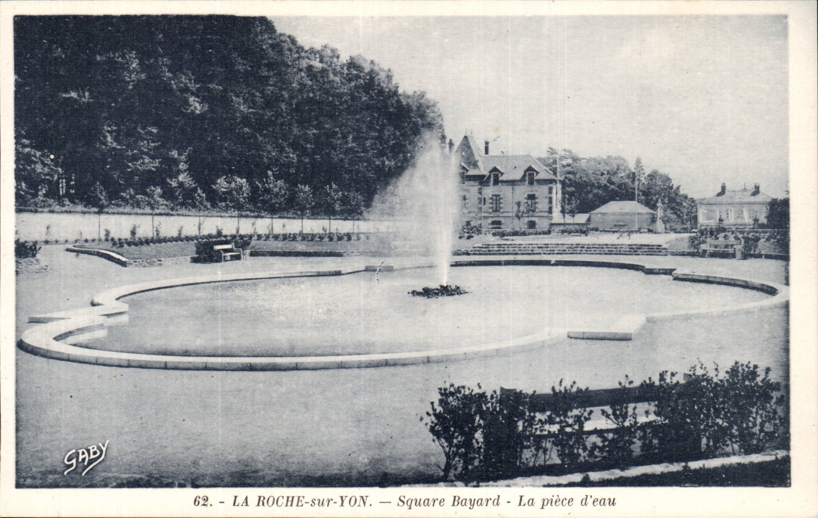 CPA der Felsen auf Yon Bayard allgemeinem Garten das Wasserteil