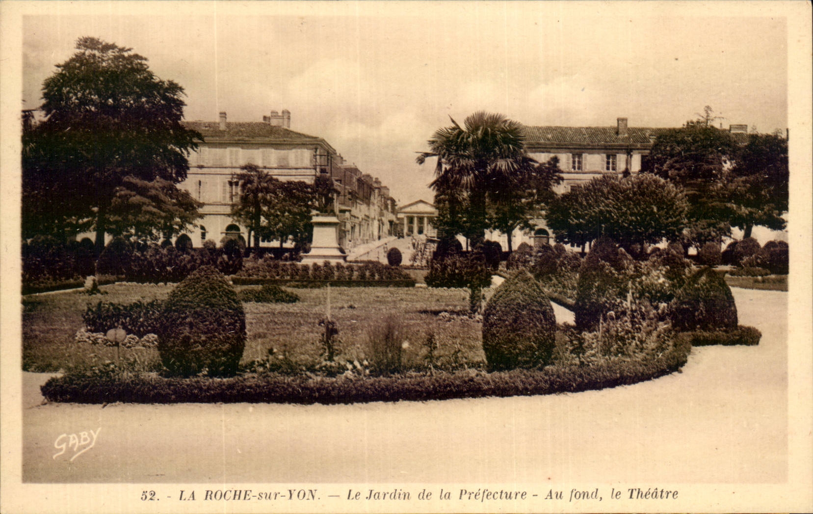 CPA der Felsen auf Yon der Garten der Prafektur an der Unterseite das Theater